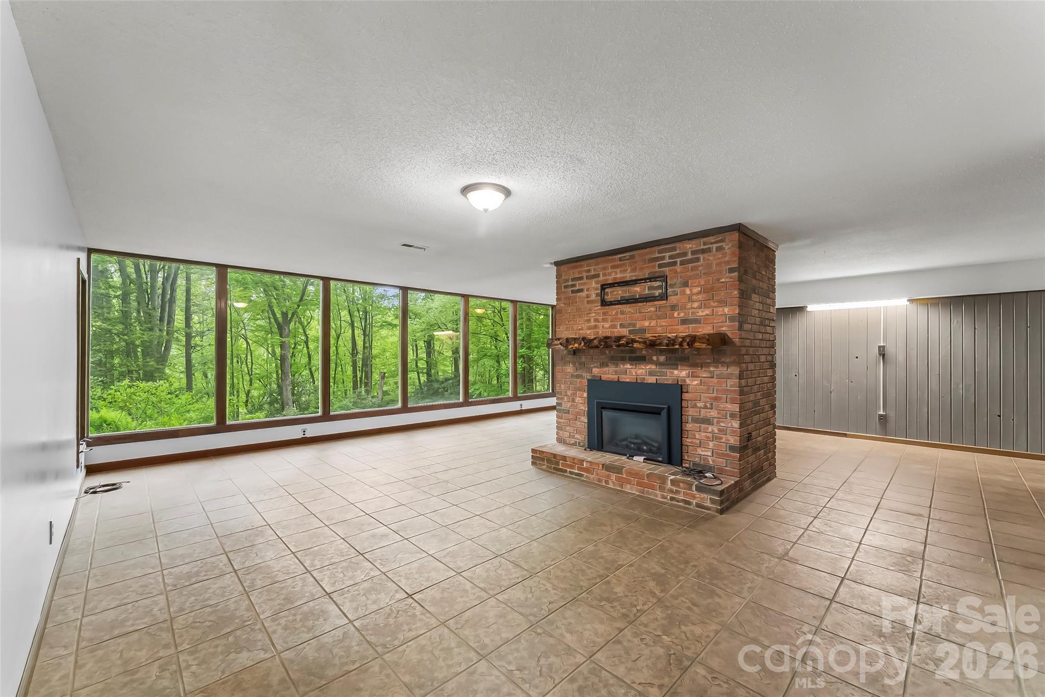 7820 Greenville Highway Property Photo 19