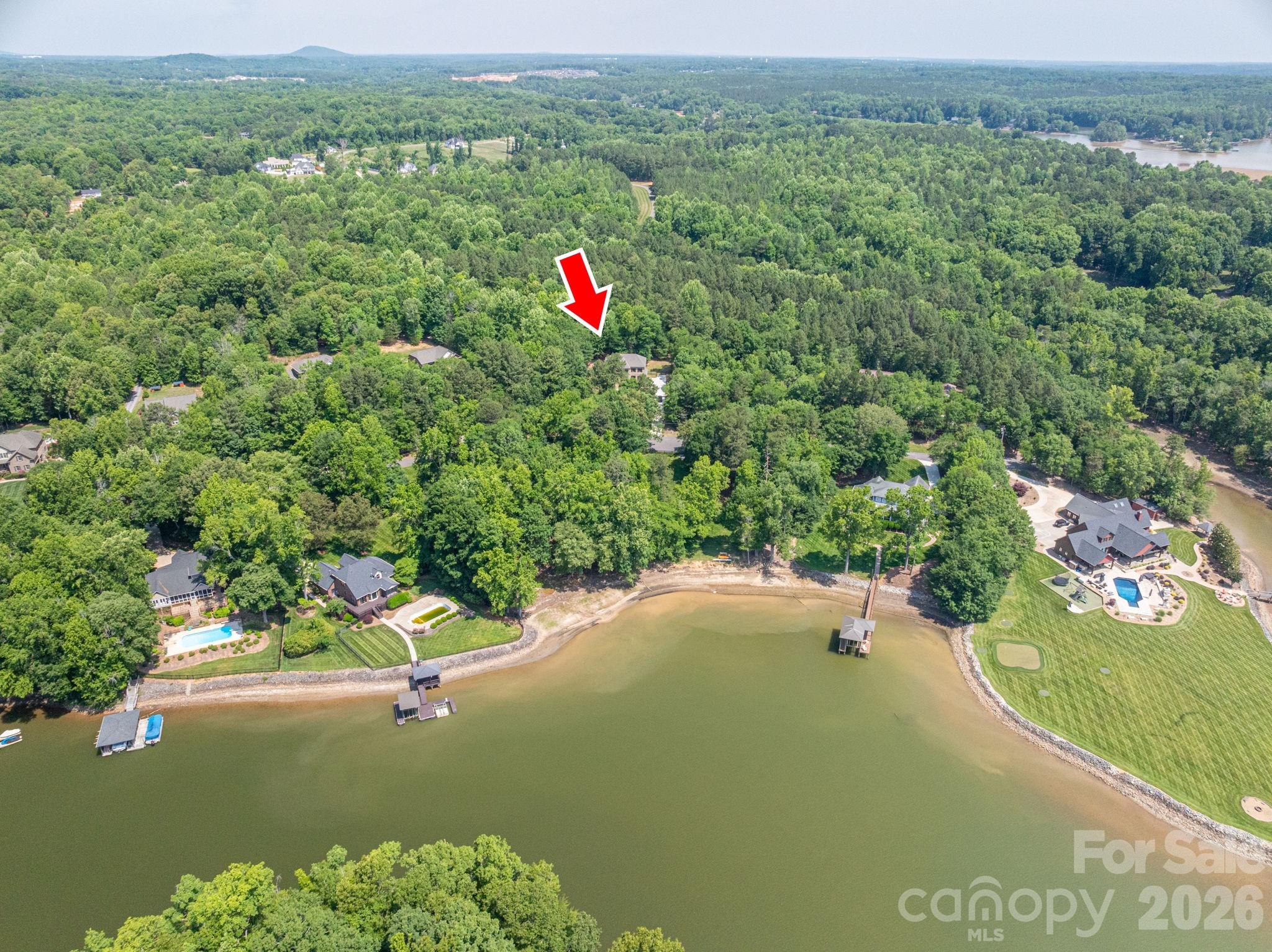 227 Bay Shore Drive Property Photo 4