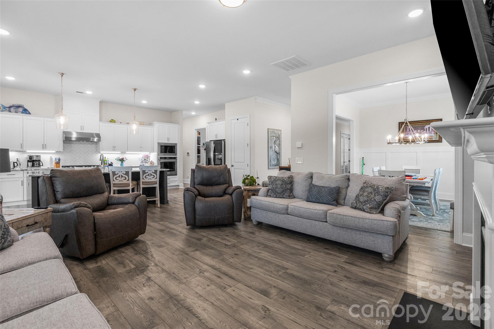 310 Triple Ponds Court Property Photo 11