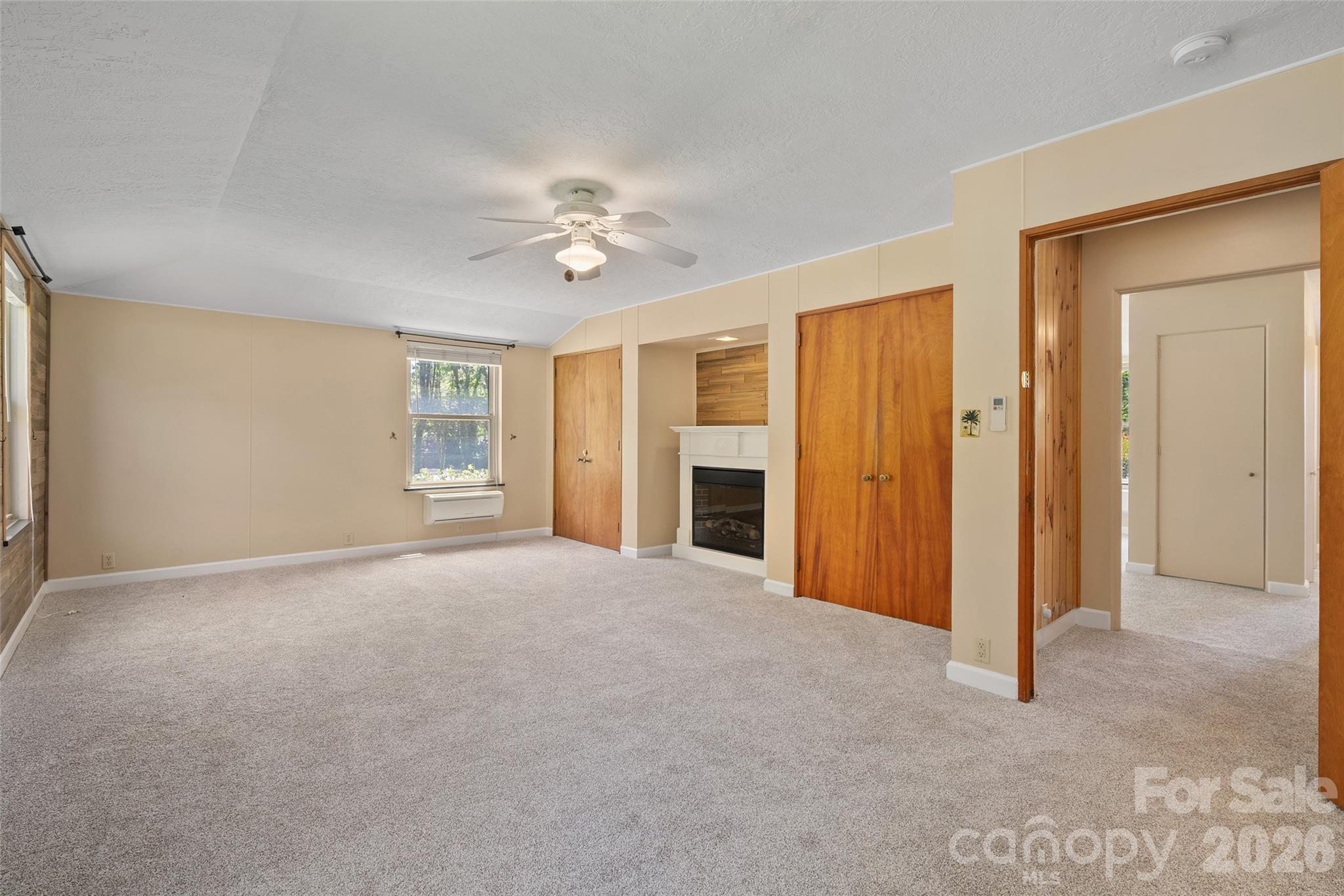 142 Country Club Drive Property Photo 23