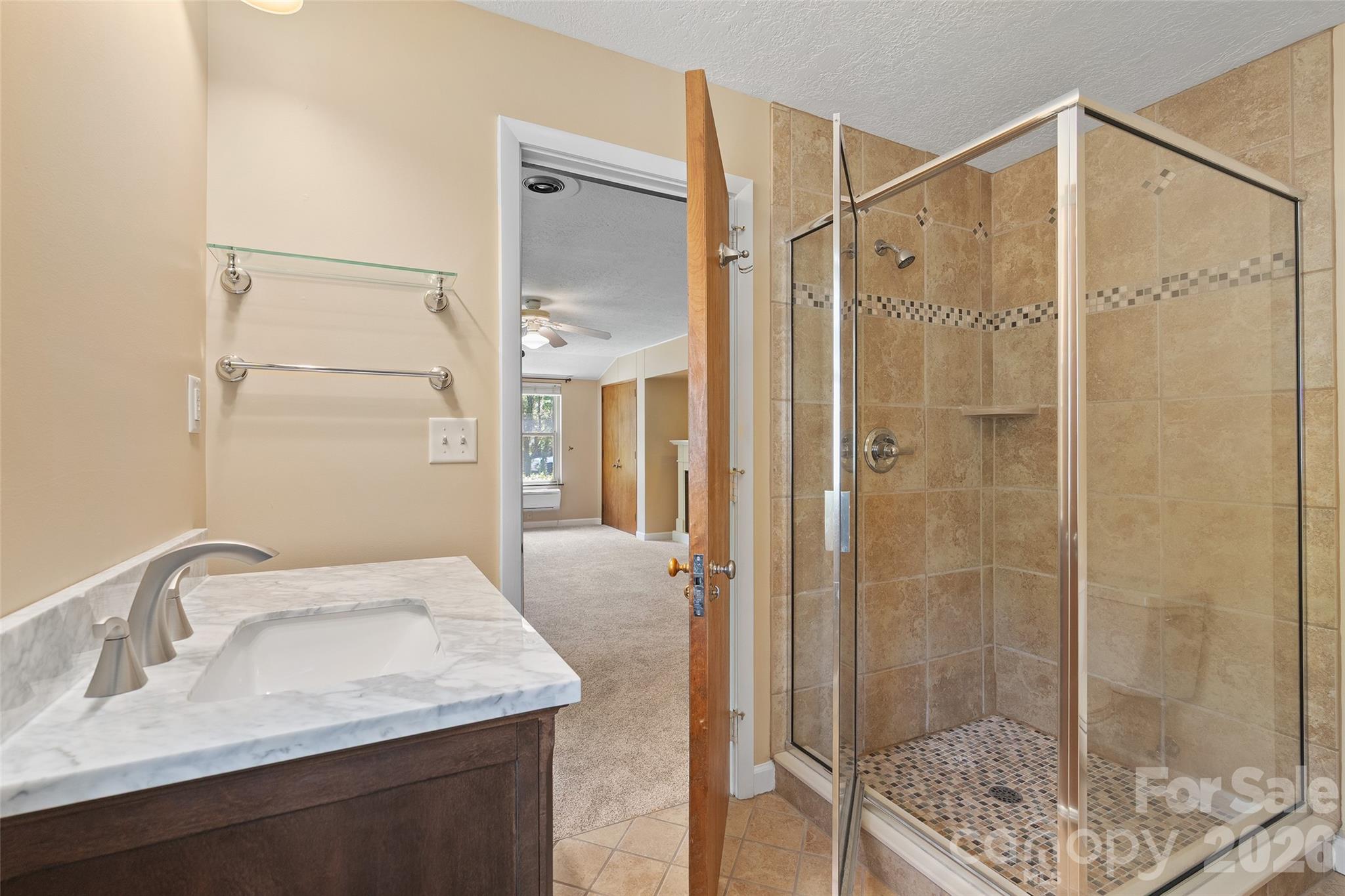 142 Country Club Drive Property Photo 24