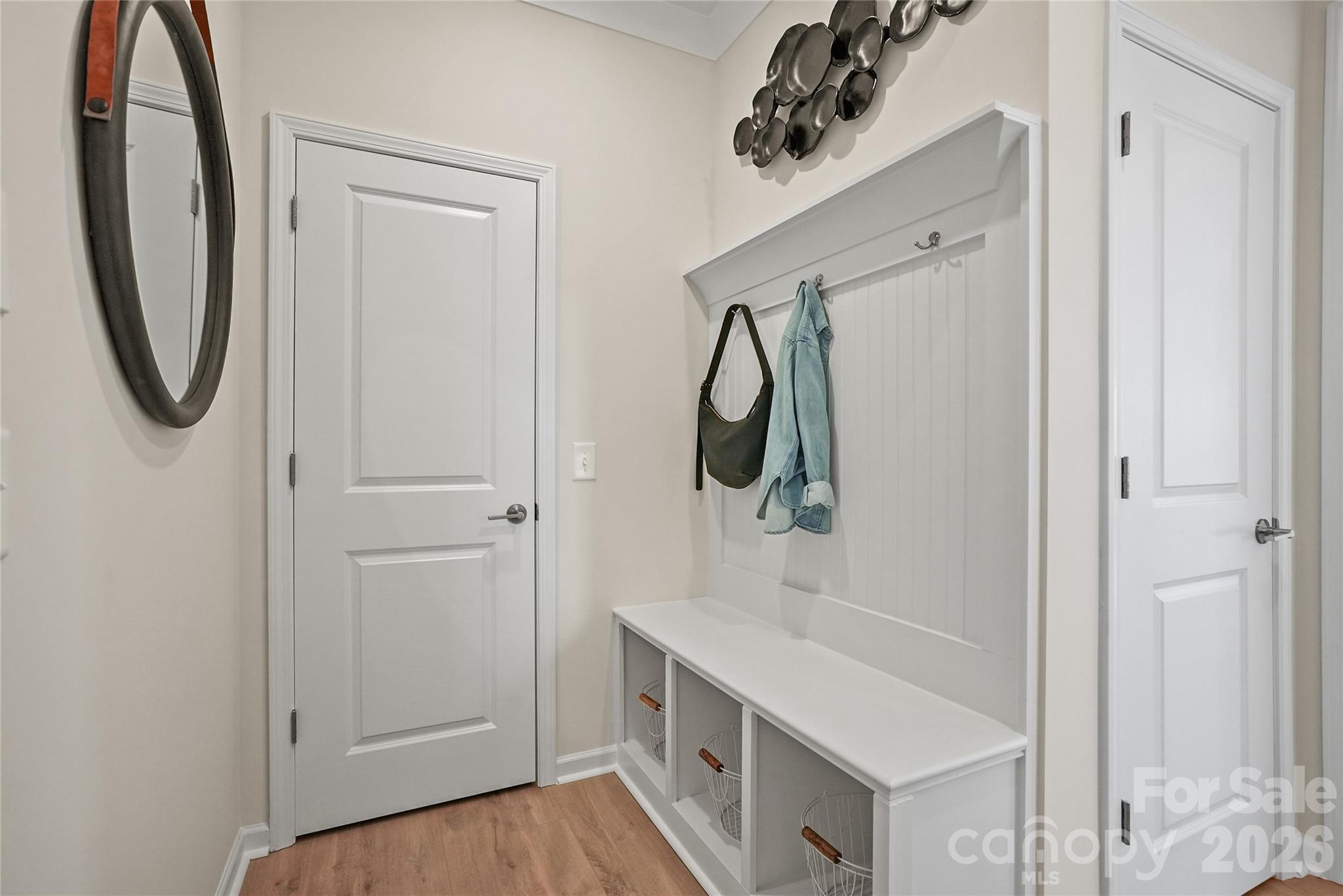 2208 Waterfall Way Property Photo 10