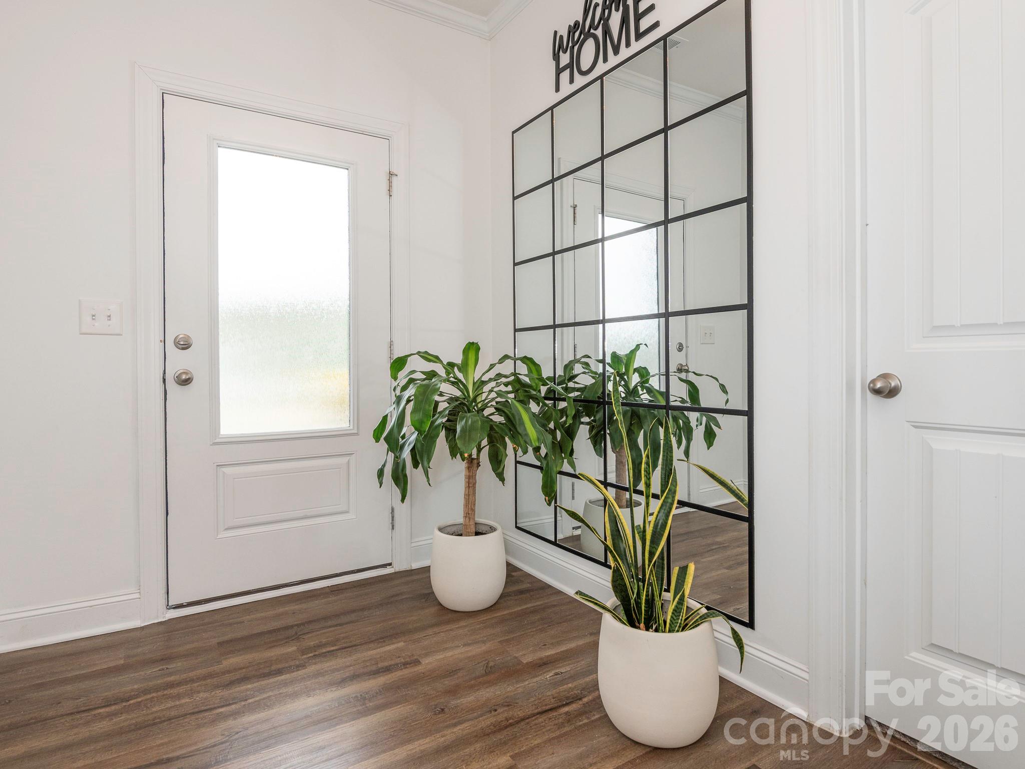 2160 Moselle Drive Property Photo 9