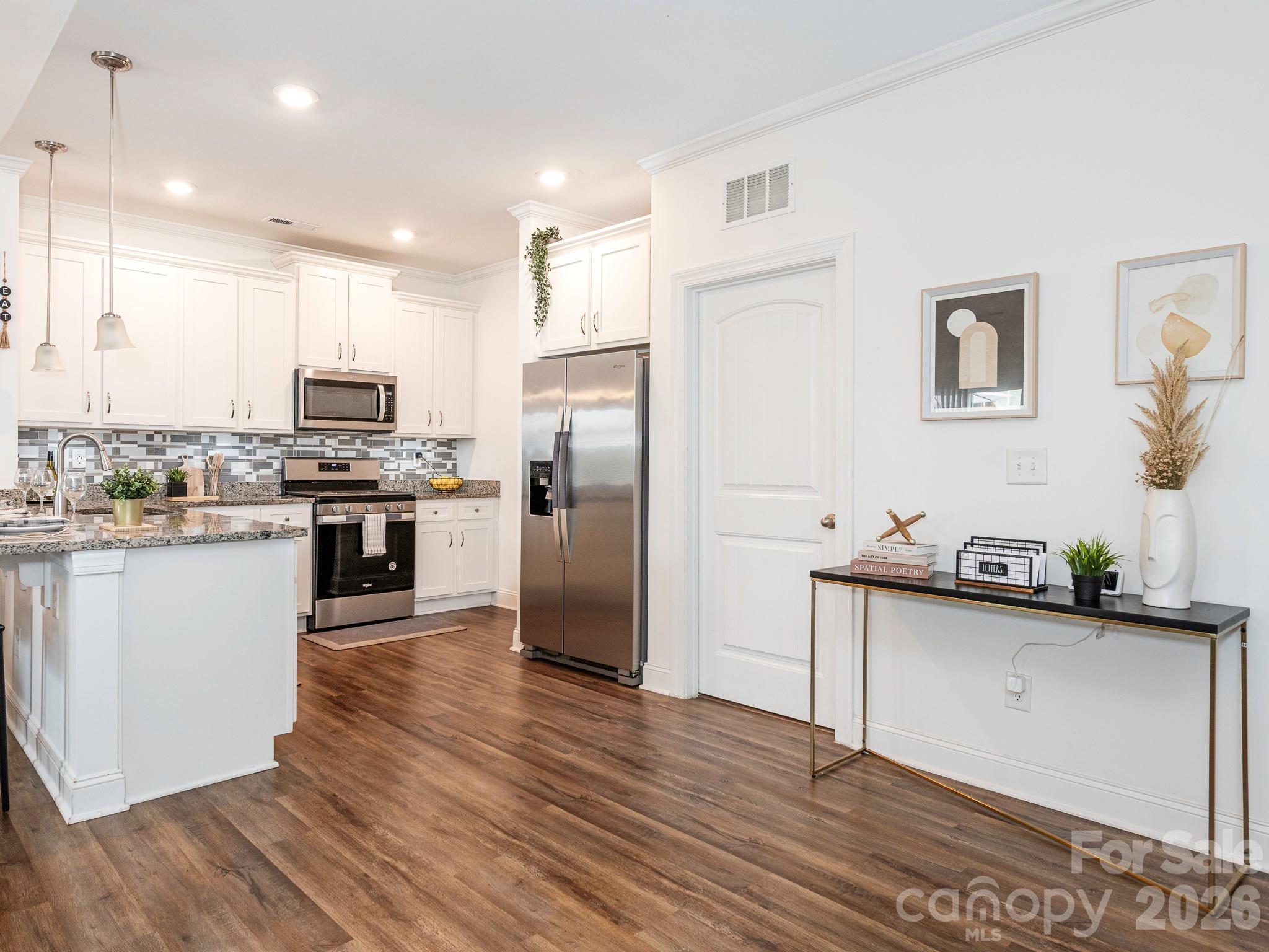 2160 Moselle Drive Property Photo 23