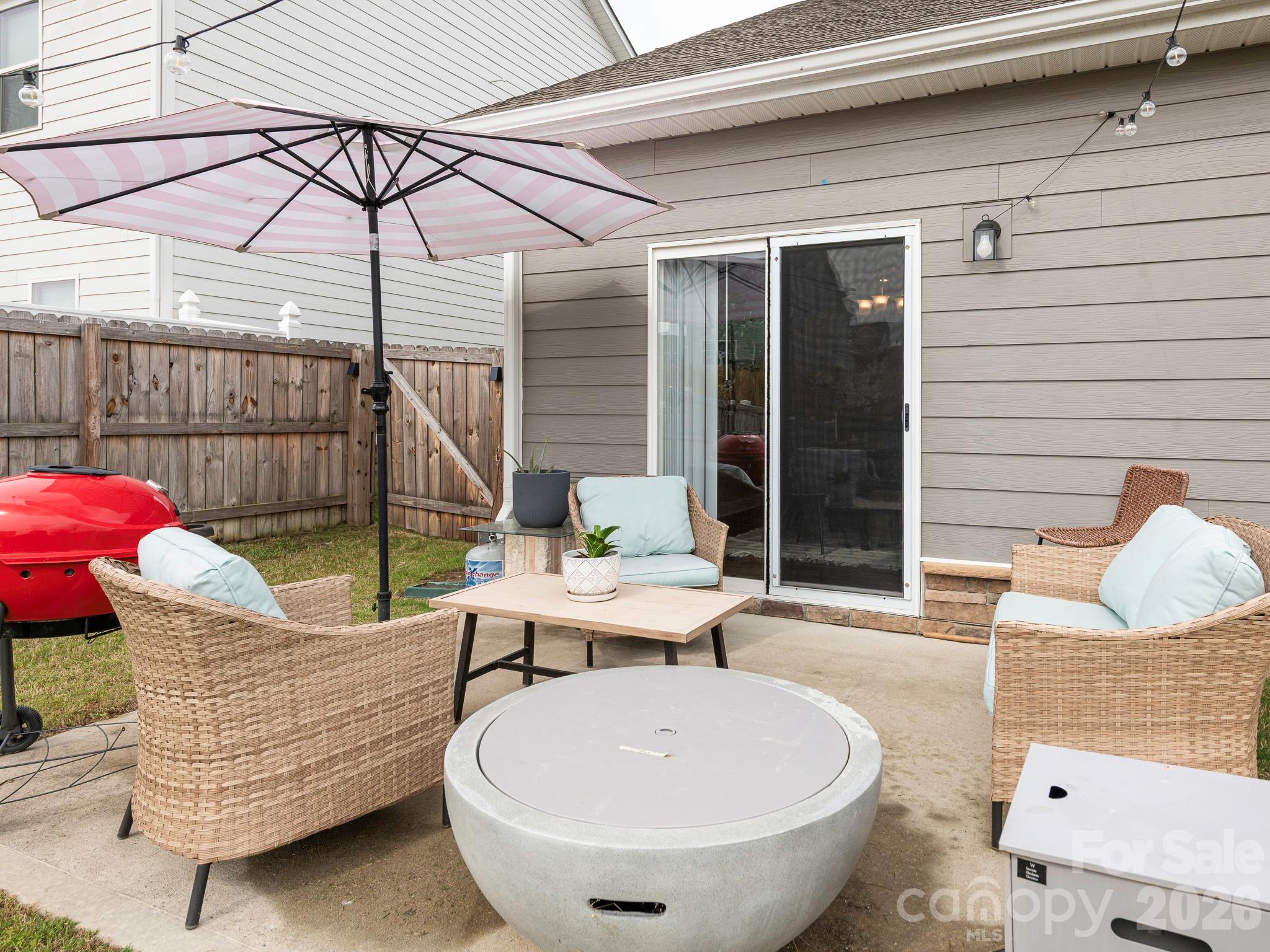 2160 Moselle Drive Property Photo 39