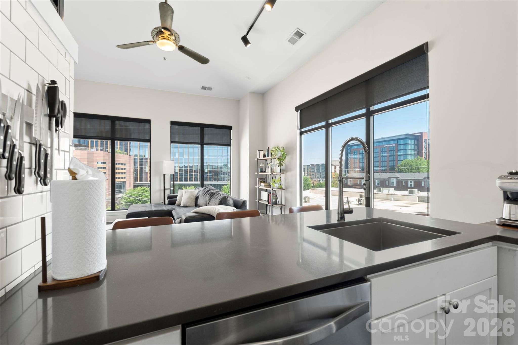 115 E Park Avenue #401 Property Photo 16