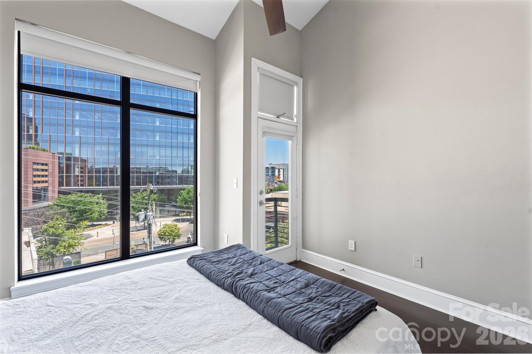 115 E Park Avenue #401 Property Photo 22
