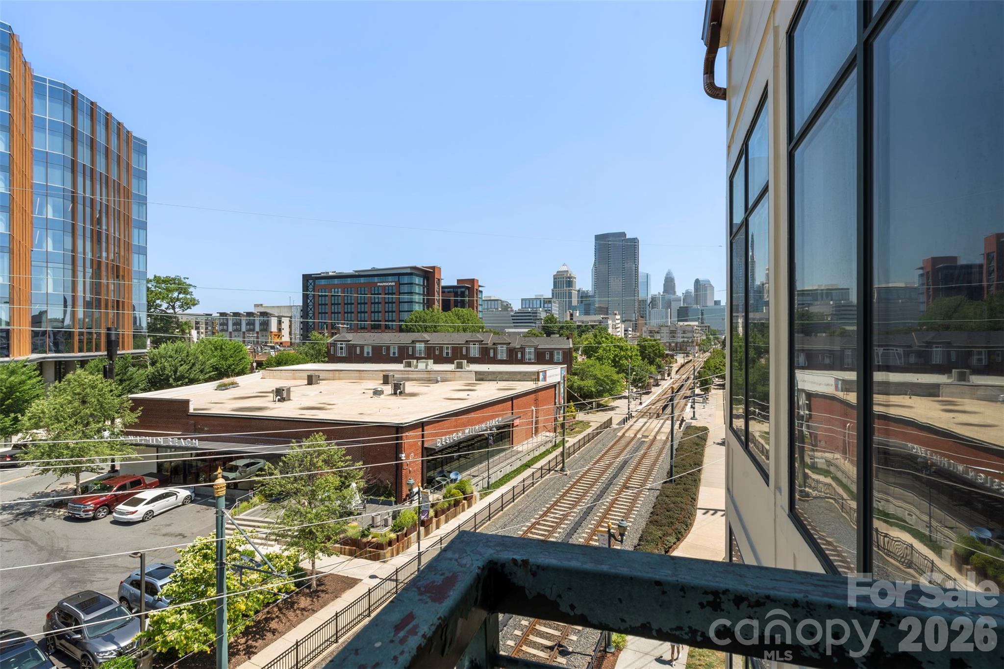 115 E Park Avenue #401 Property Photo 24