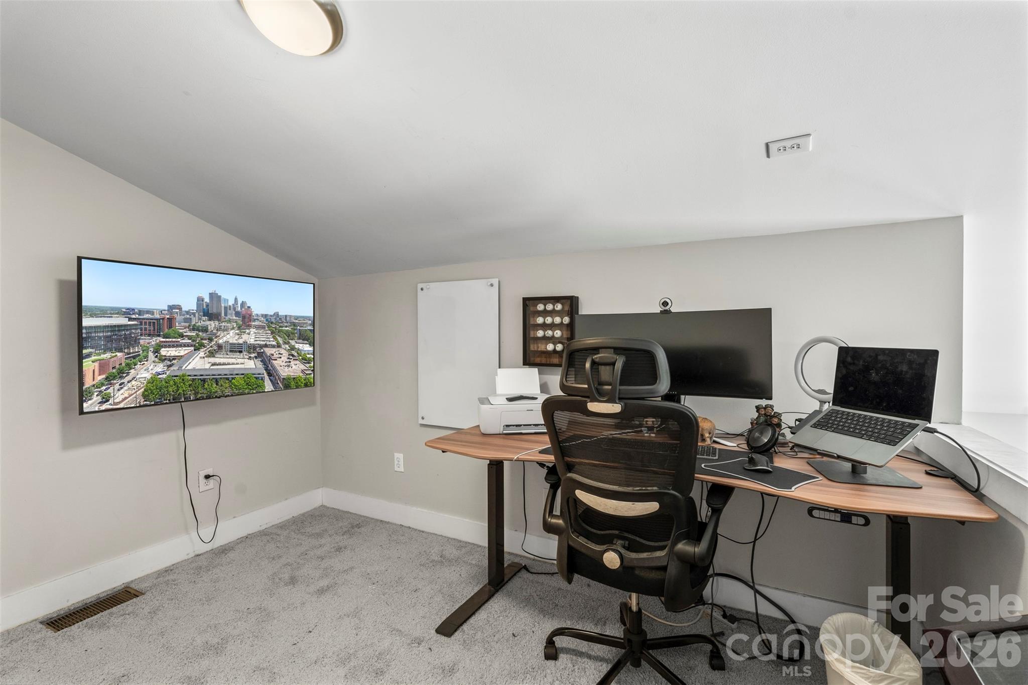 115 E Park Avenue #401 Property Photo 32