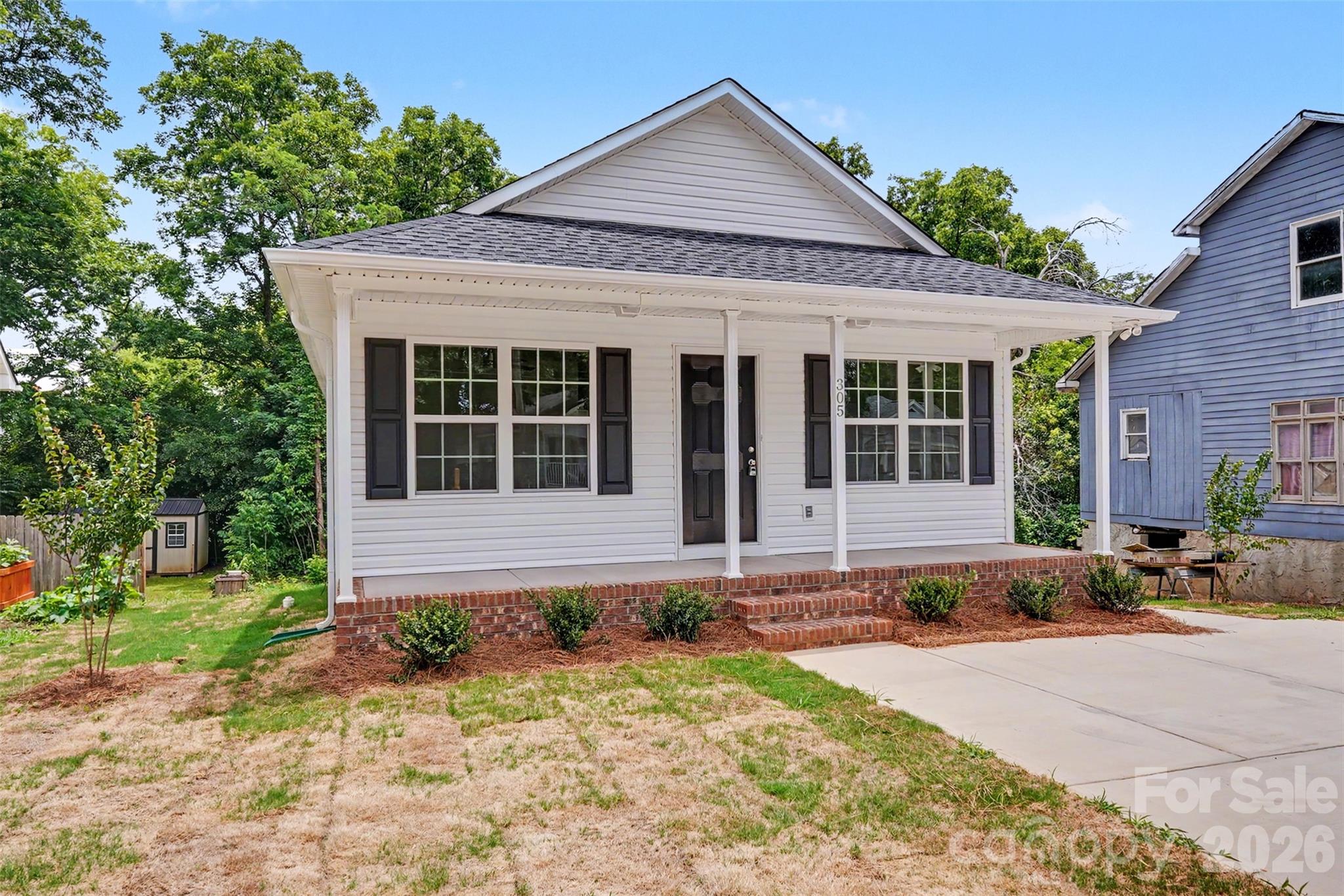 305 Hagins Street Property Photo 1