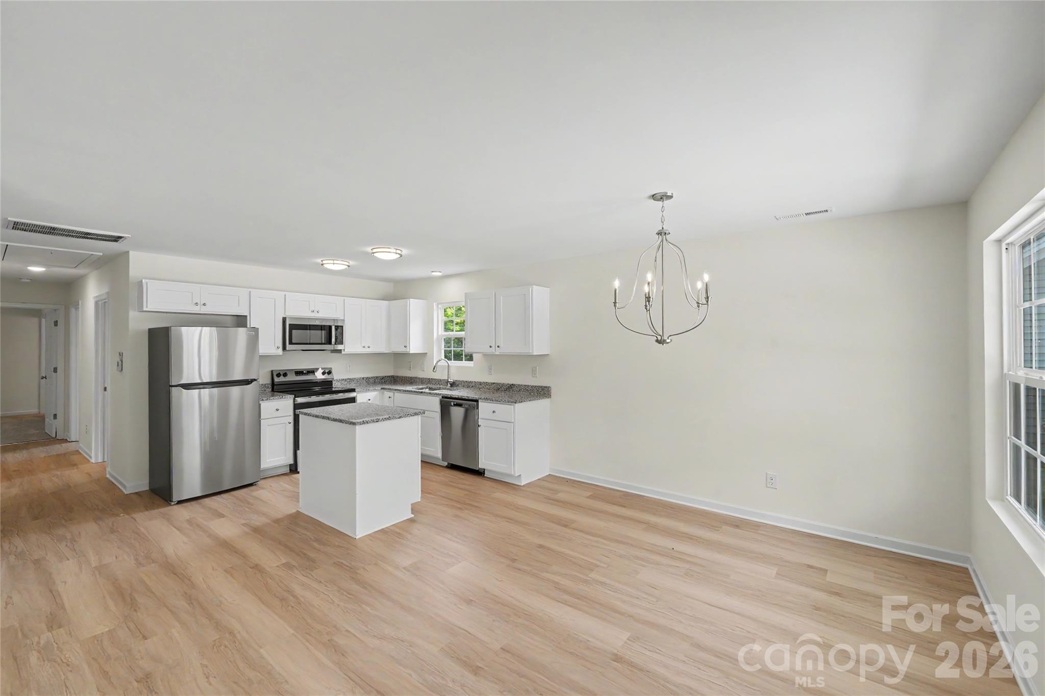 305 Hagins Street Property Photo 6