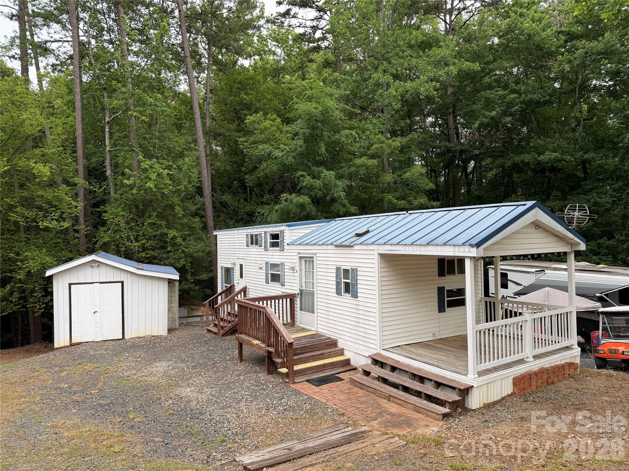 144 Larboard Trail B11 Property Photo 1