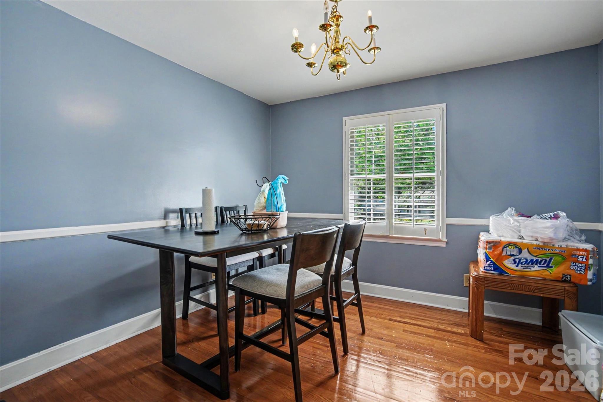 6300 Idlebrook Drive Property Photo 7