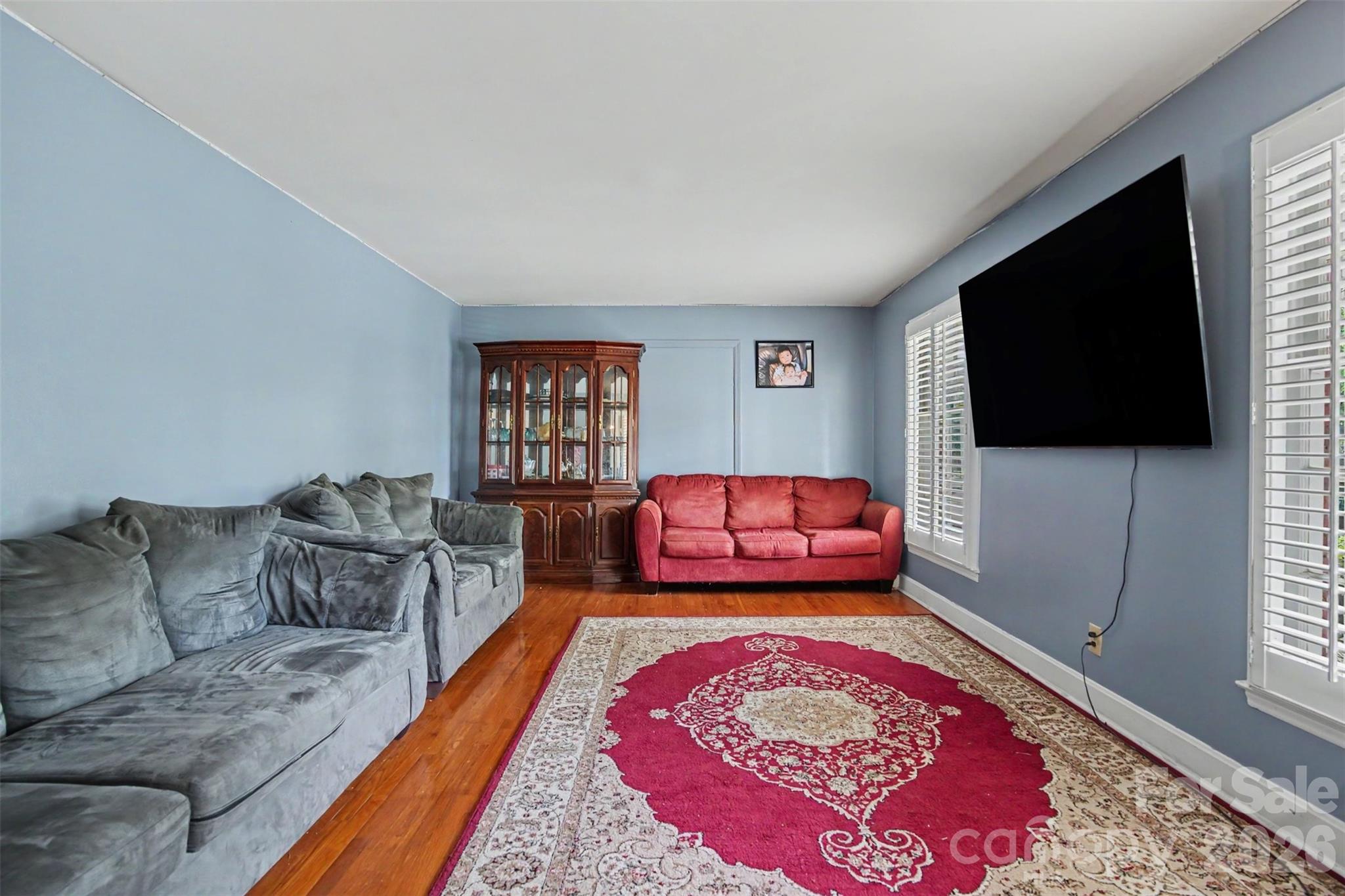 6300 Idlebrook Drive Property Photo 13