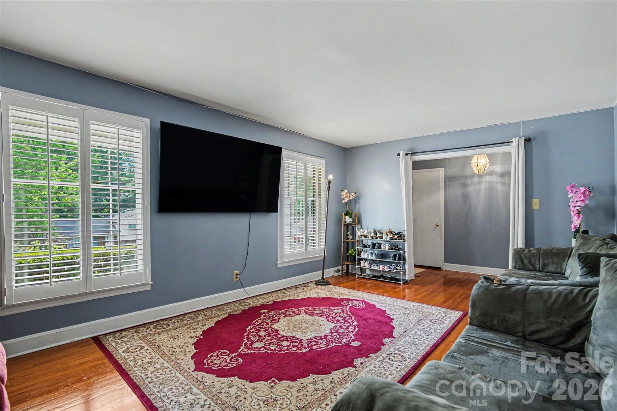 6300 Idlebrook Drive Property Photo 14