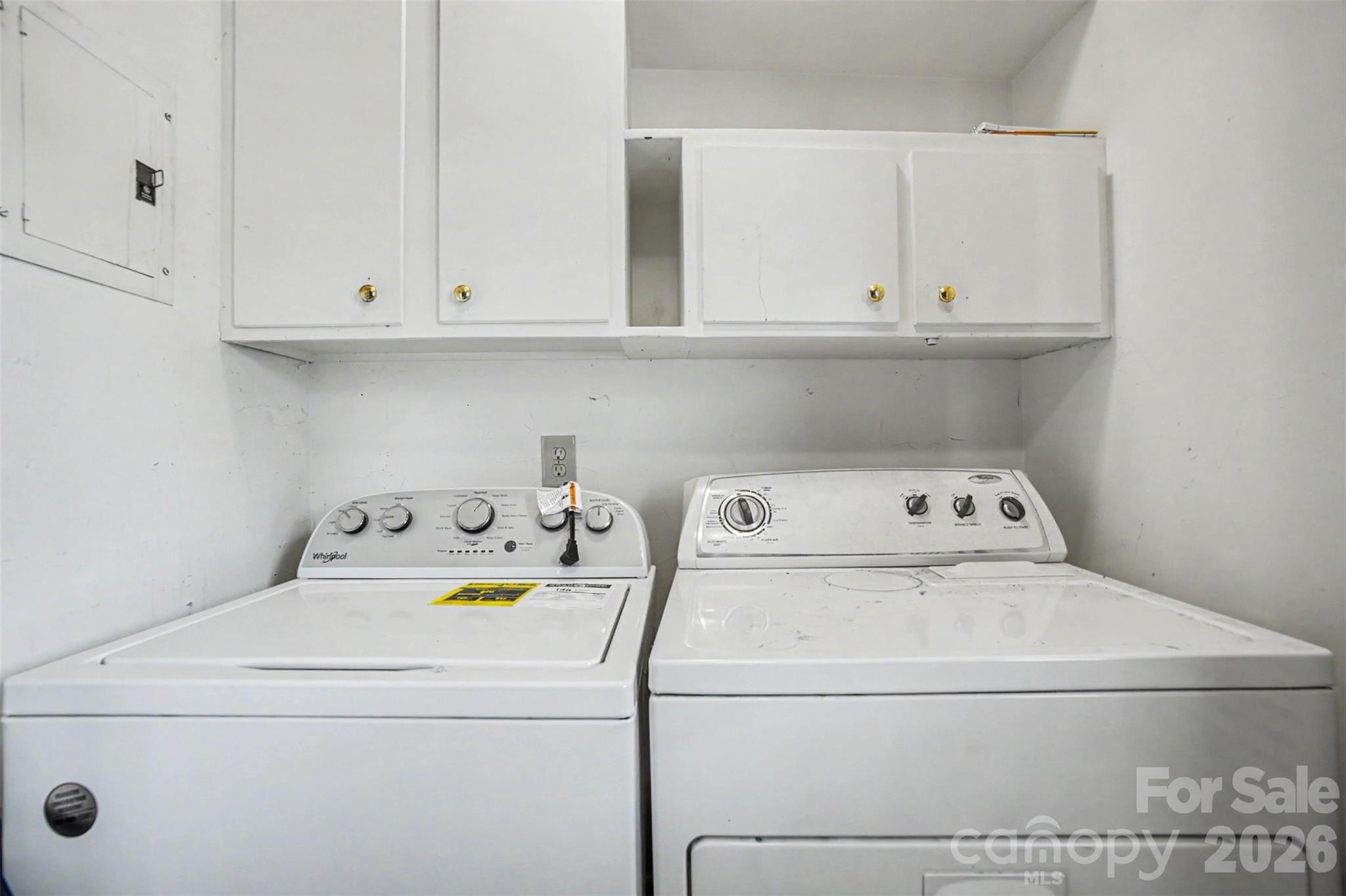 6300 Idlebrook Drive Property Photo 24