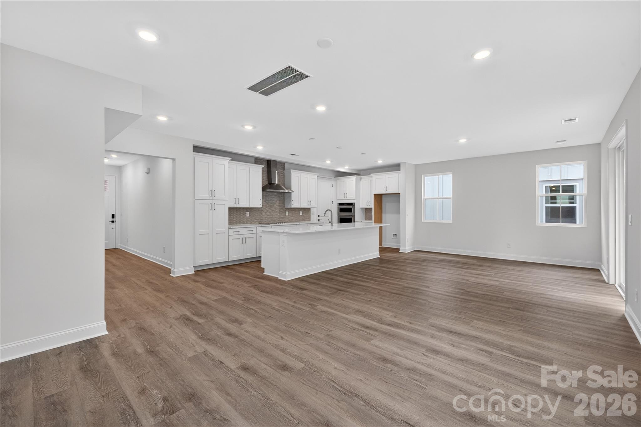 420 Celestial Drive Property Photo 3