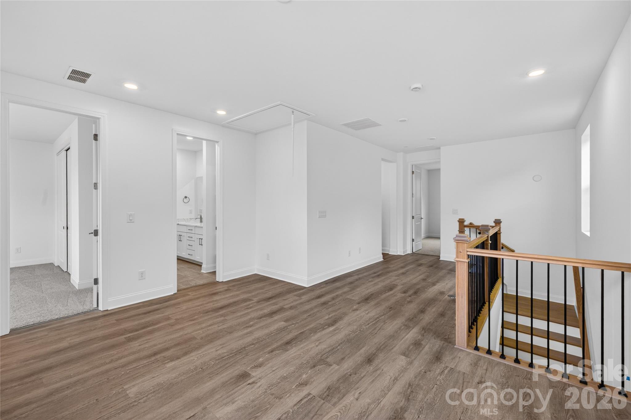 420 Celestial Drive Property Photo 5