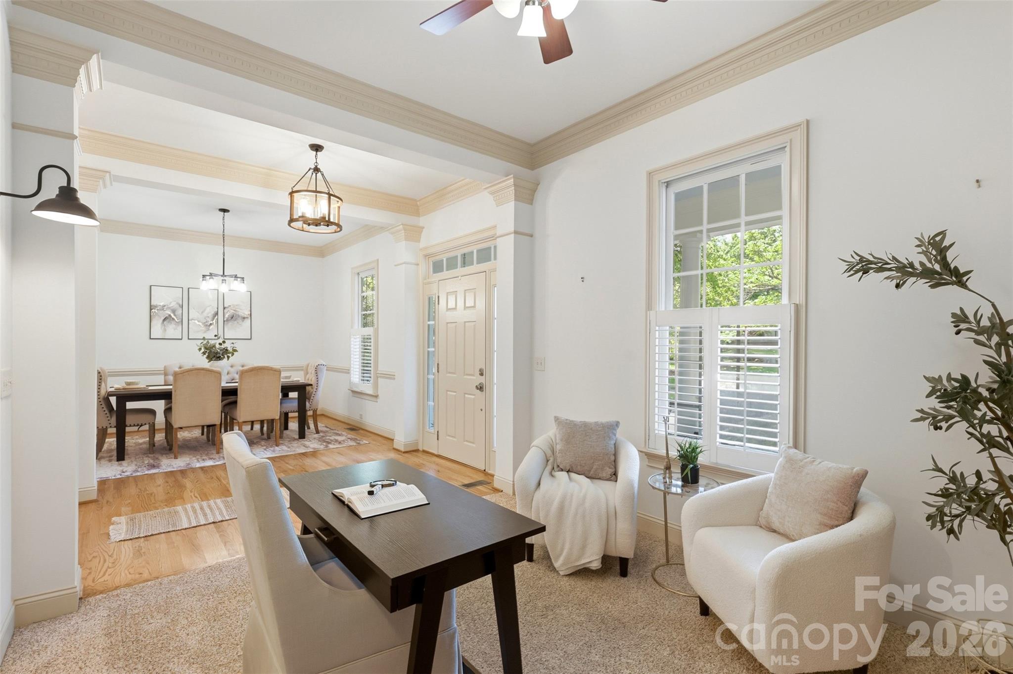 739 Julia Street Property Photo 7
