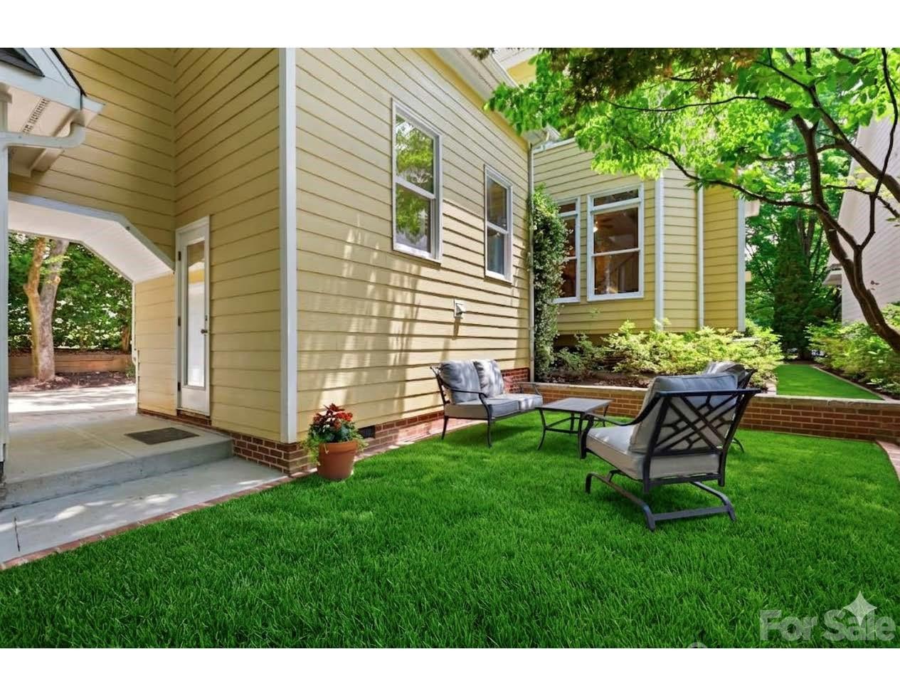 739 Julia Street Property Photo 48