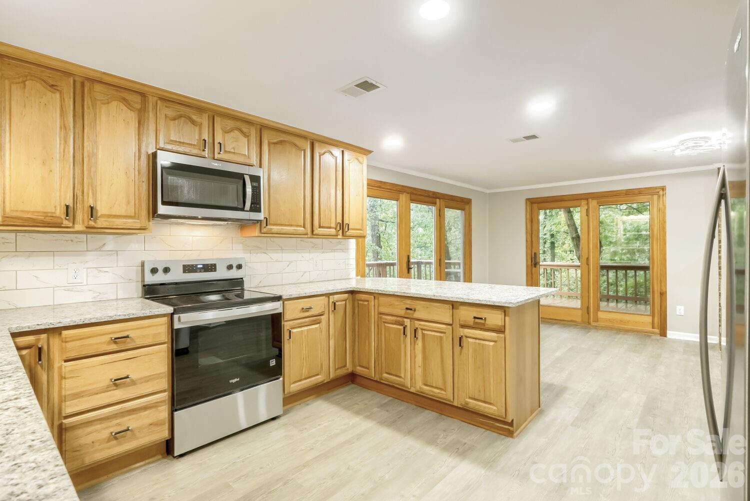 42640 Moonshine Drive Property Photo 11