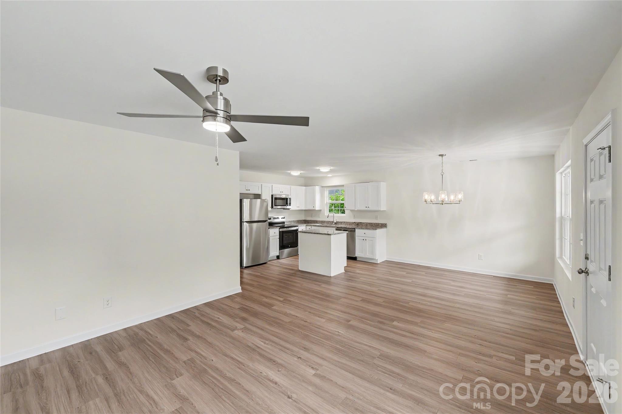821 Carolina Avenue Property Photo 14