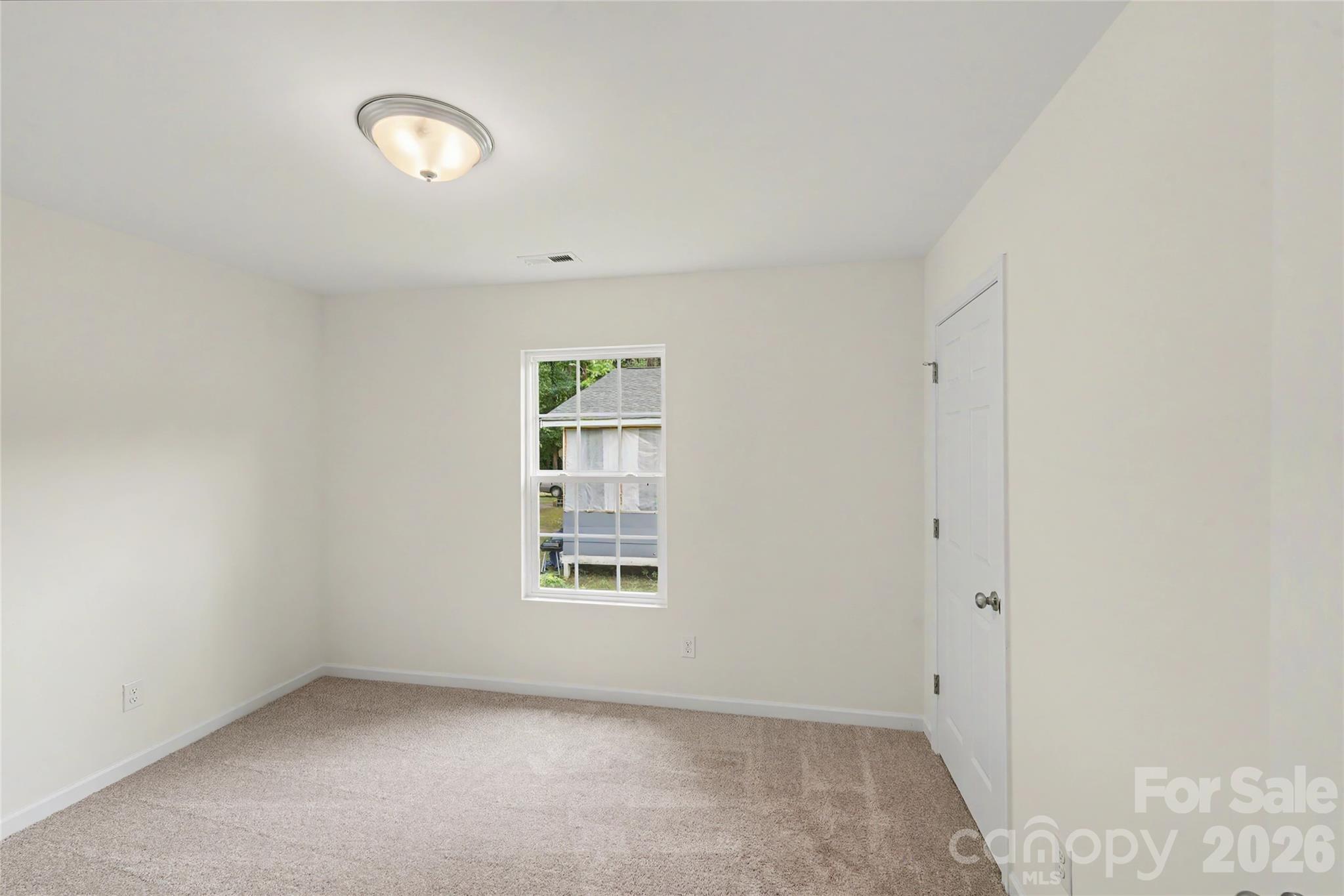 821 Carolina Avenue Property Photo 25