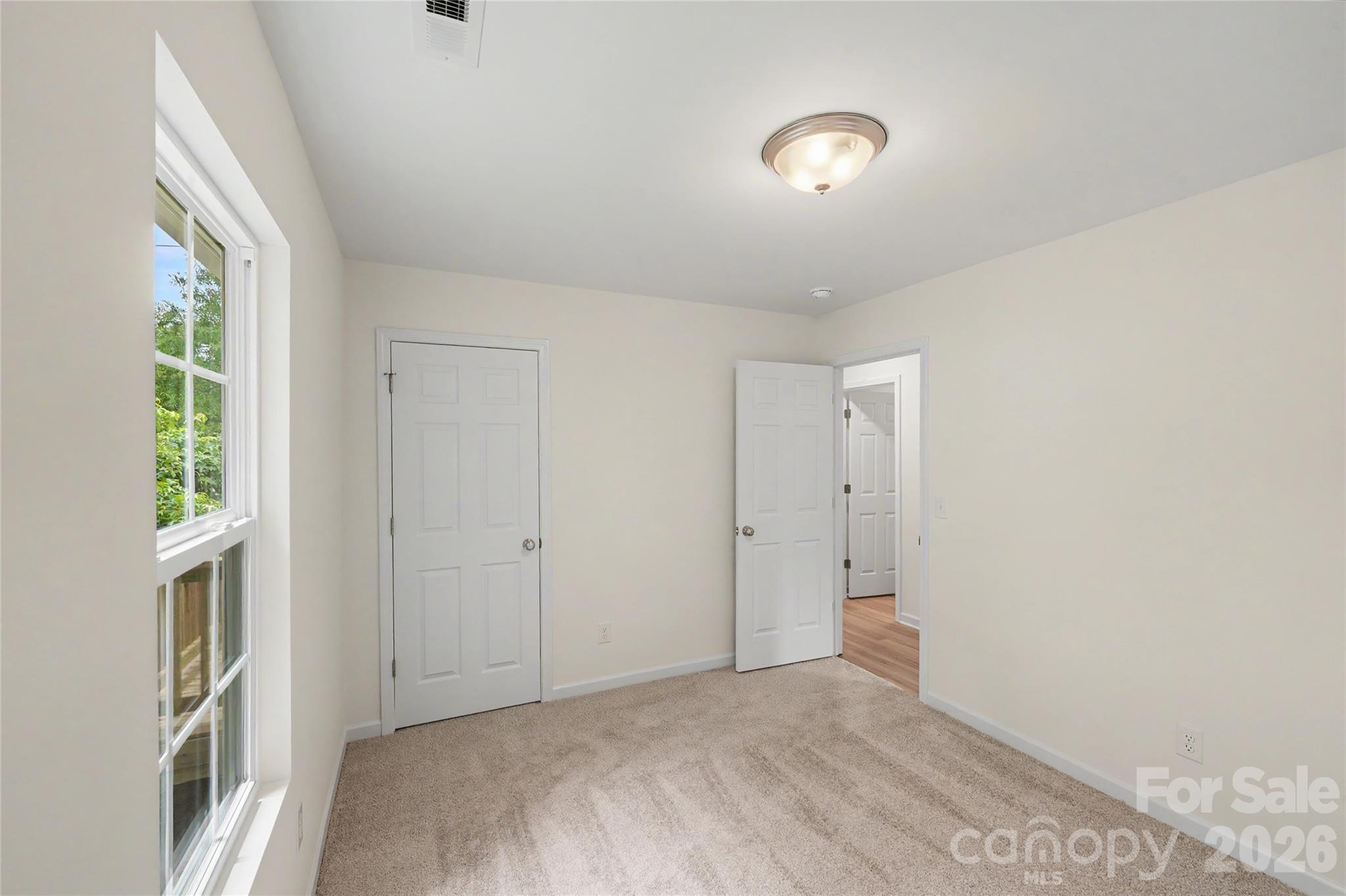 821 Carolina Avenue Property Photo 26