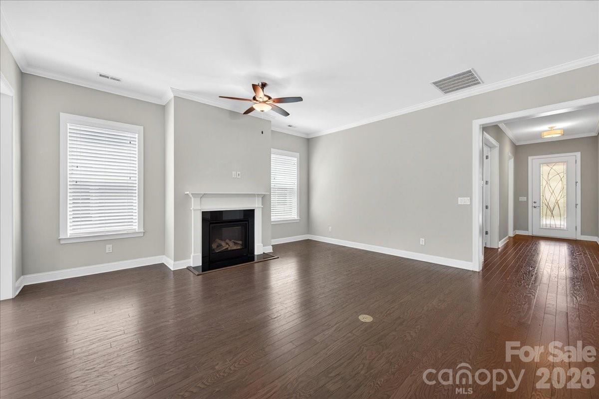 249 Stone Mountain Way Property Photo 9