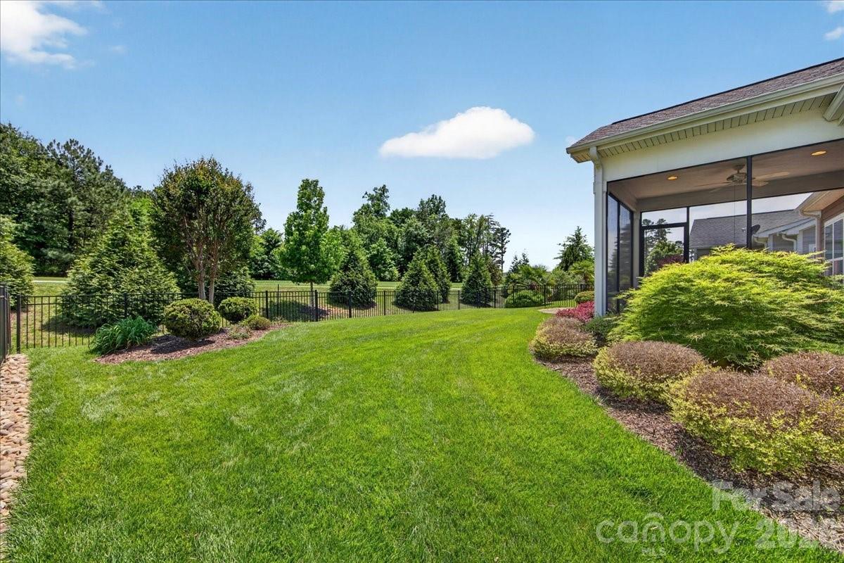 249 Stone Mountain Way Property Photo 41