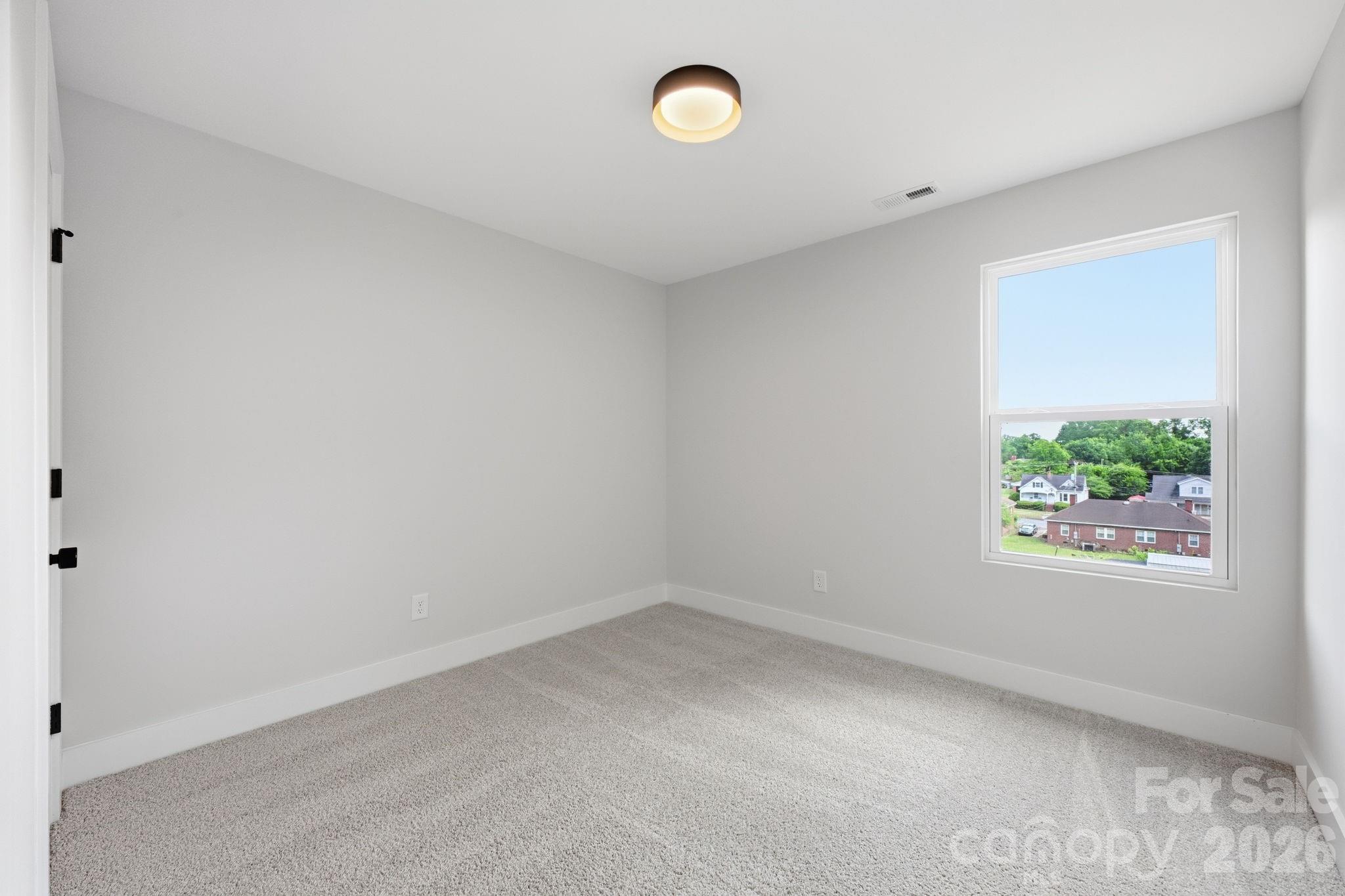 226 Summit Avenue Property Photo 10