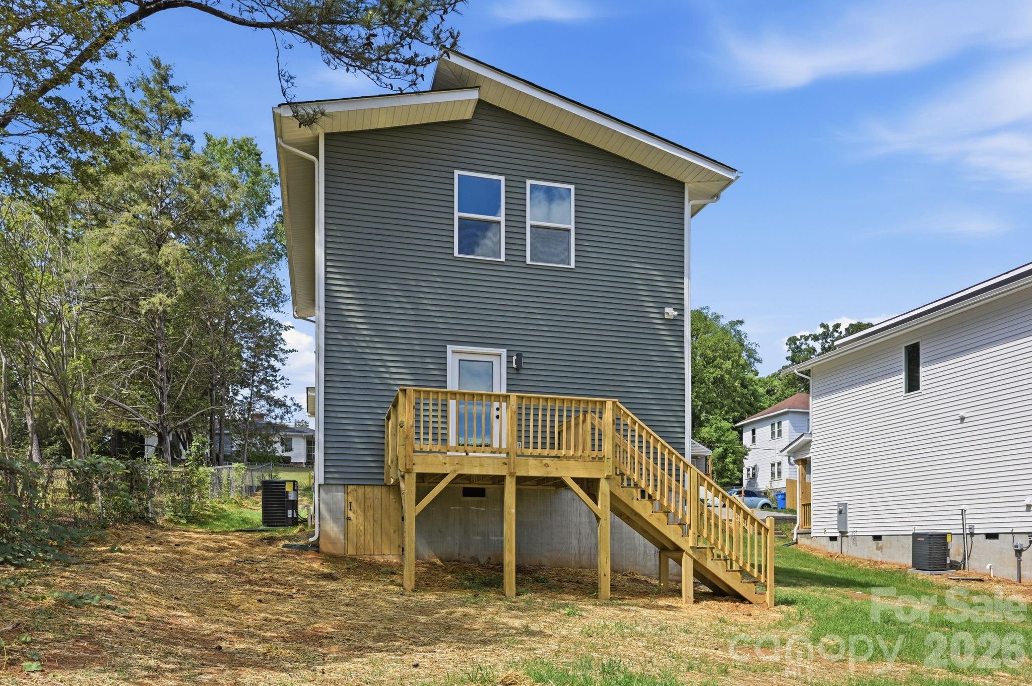 226 Summit Avenue Property Photo 16