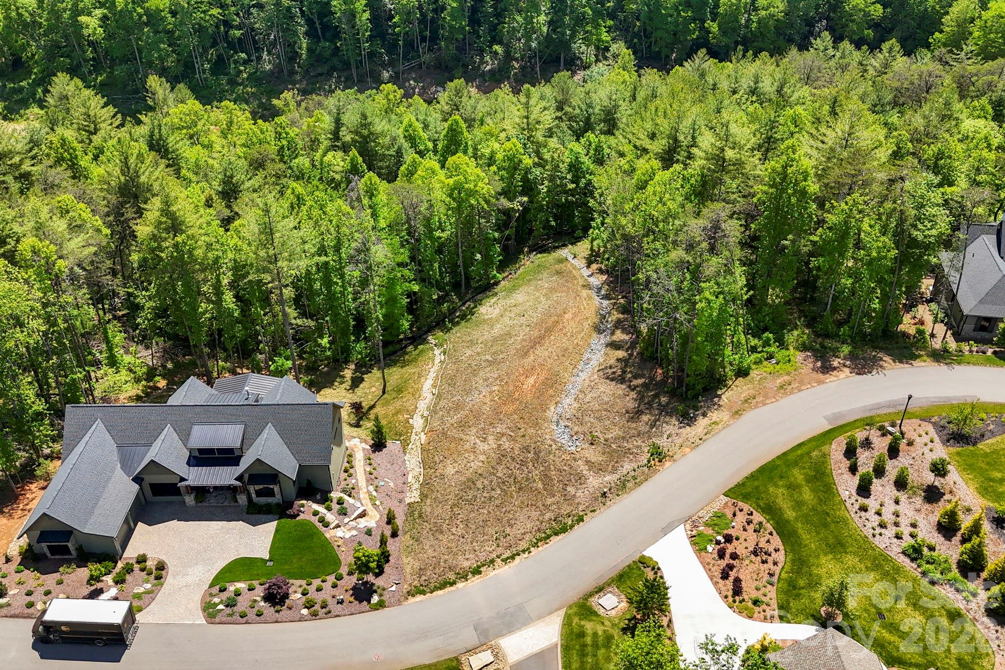 151 Riverbend Forest Drive Property Photo 3
