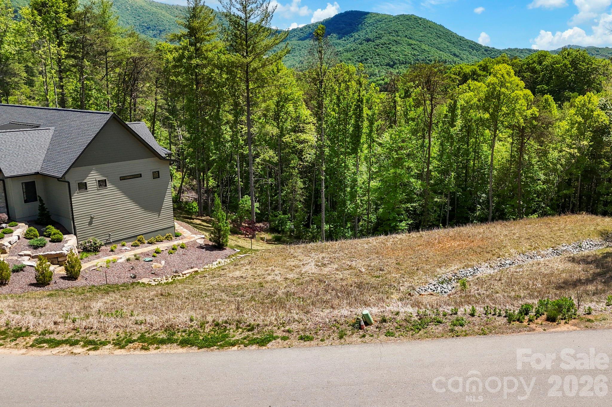 151 Riverbend Forest Drive Property Photo 4