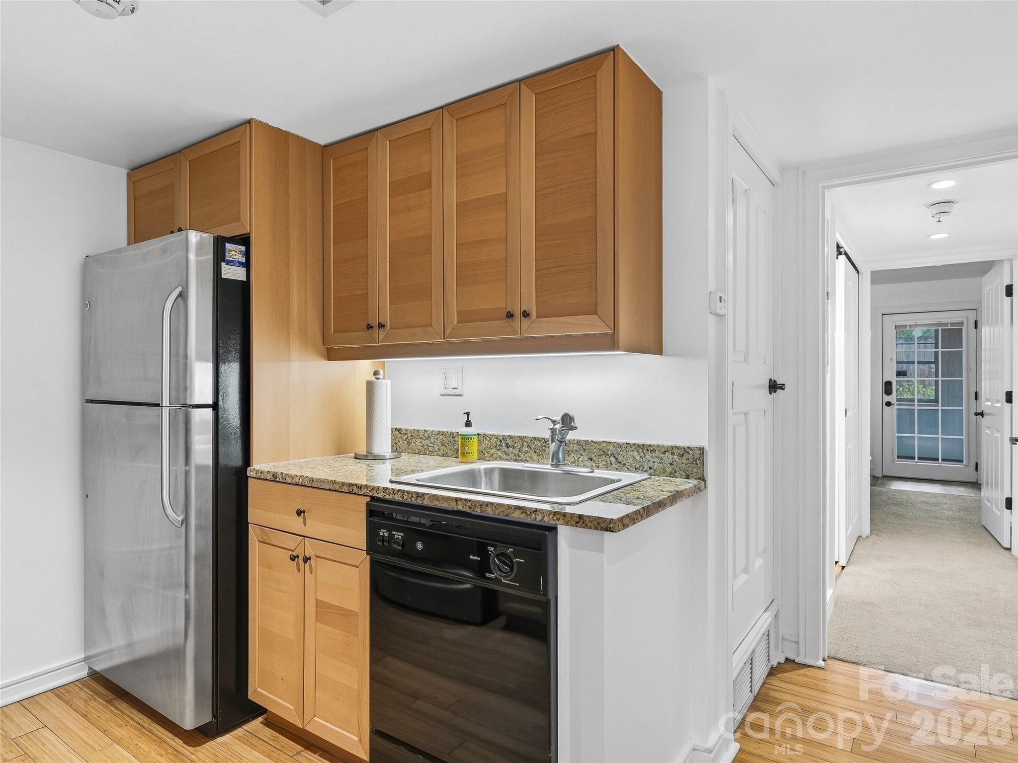 37 Hiawassee Street E103 Property Photo 15