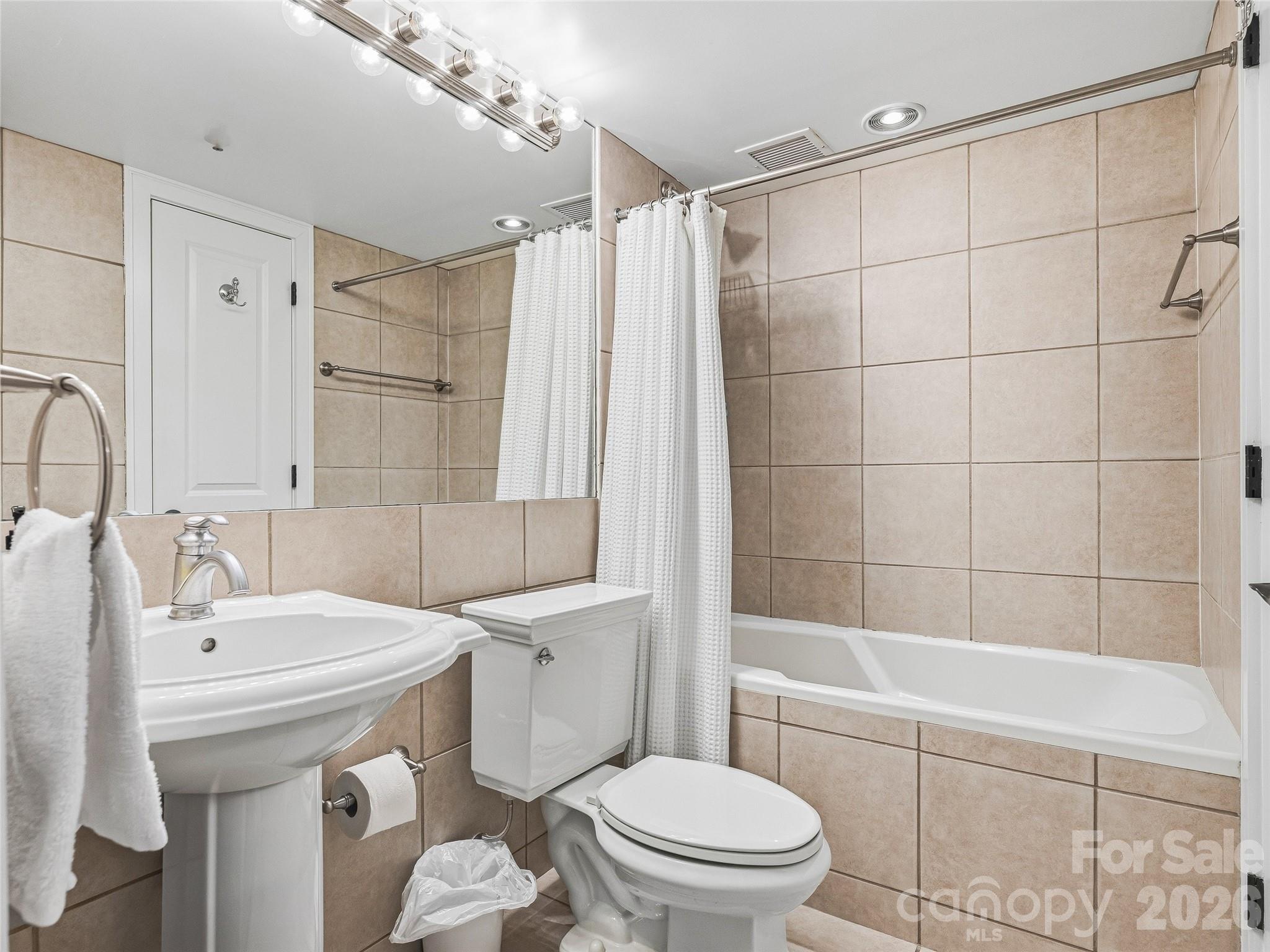37 Hiawassee Street E103 Property Photo 16