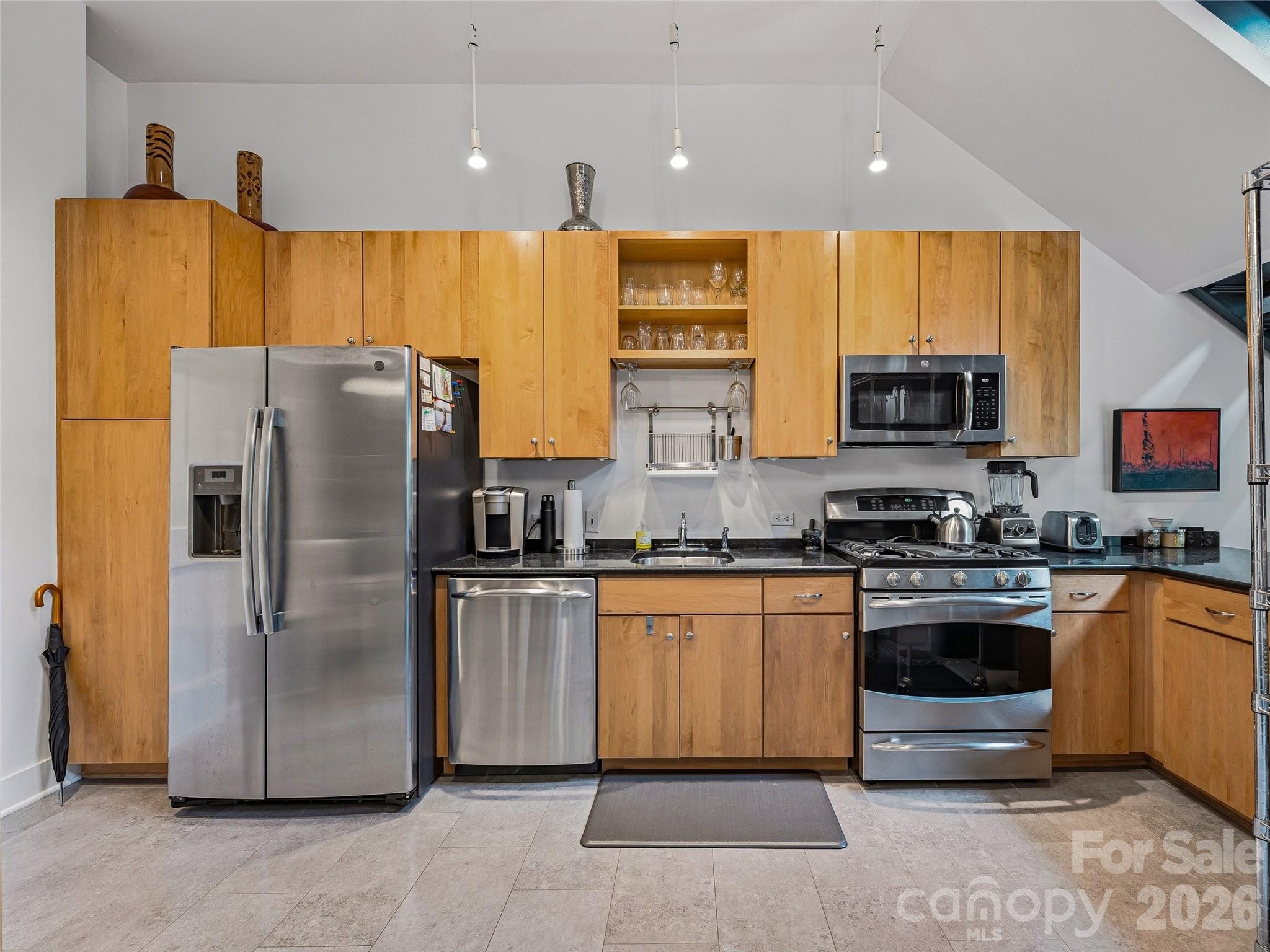 60 N Market Street 107 Property Photo 4