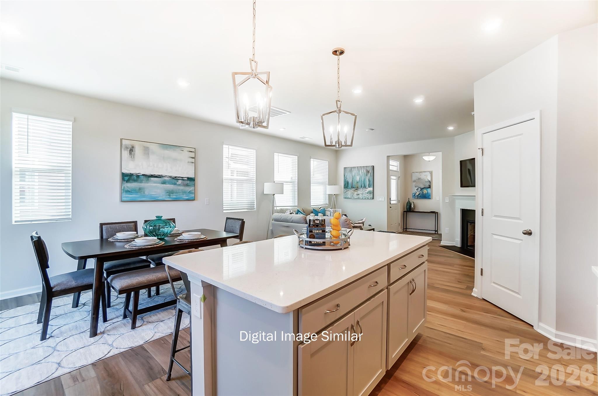 6032 Mallow Crossing Lane Property Photo 14