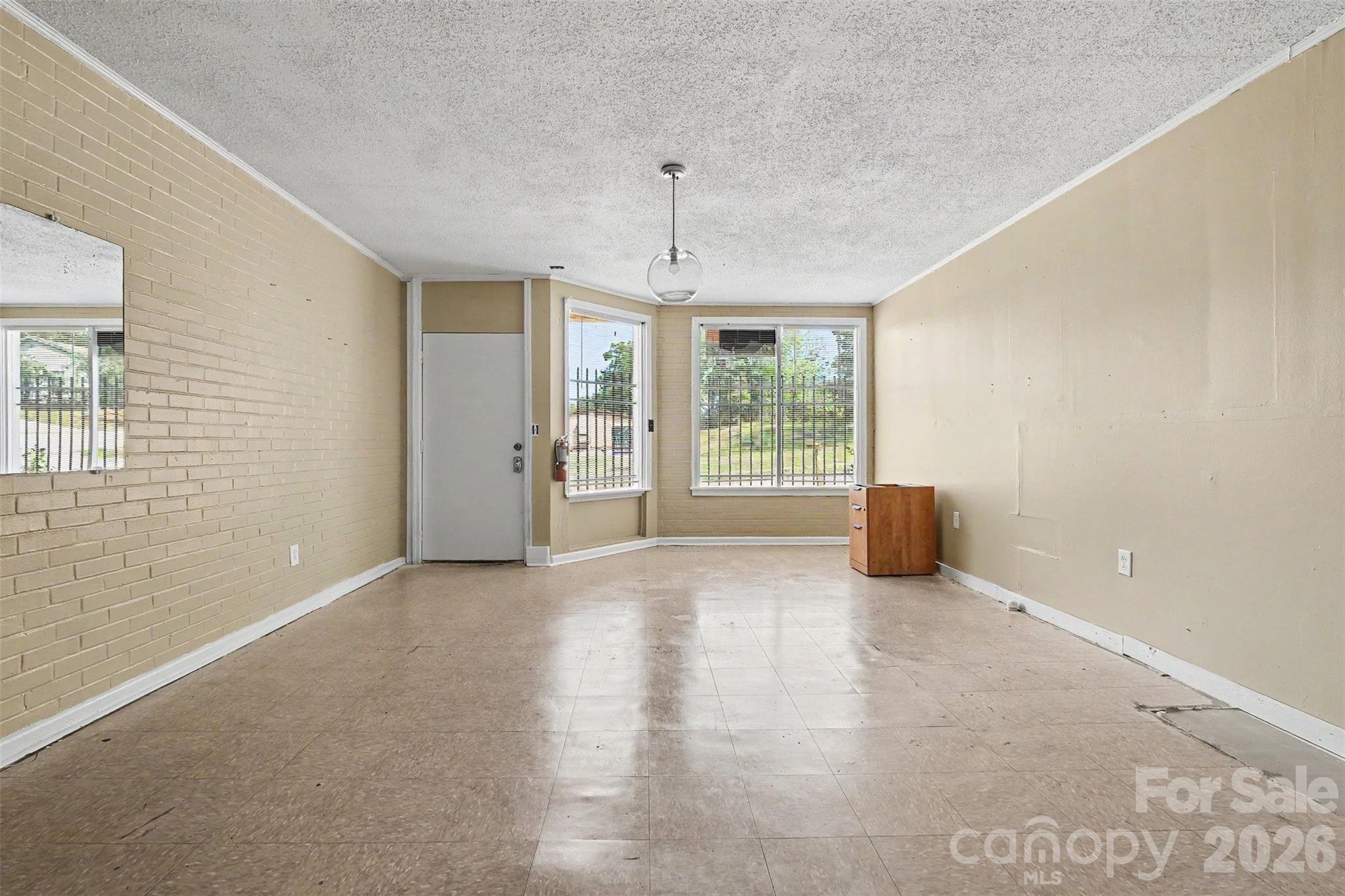 401 E Gay Street Property Photo 2