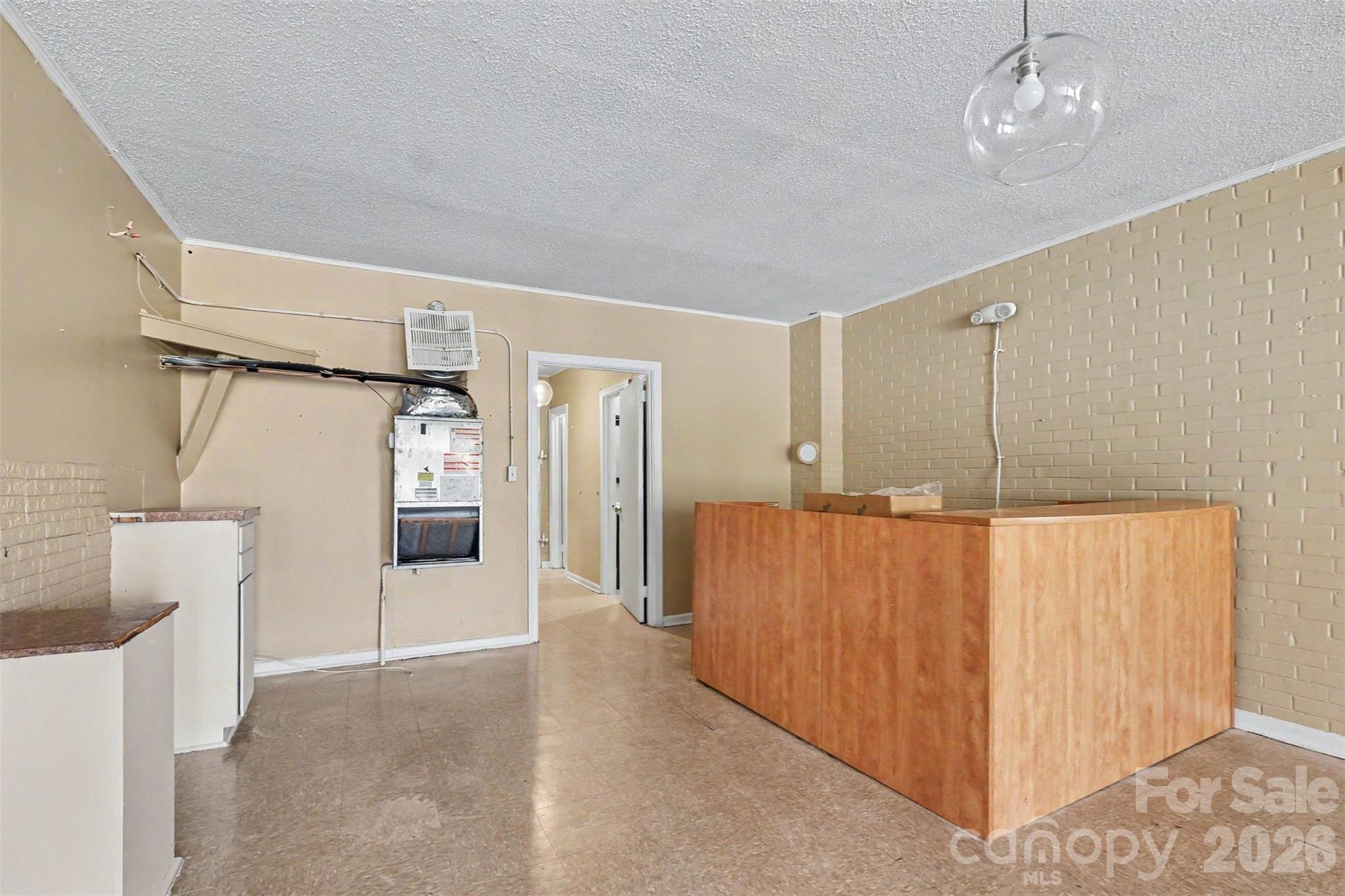 401 E Gay Street Property Photo 6