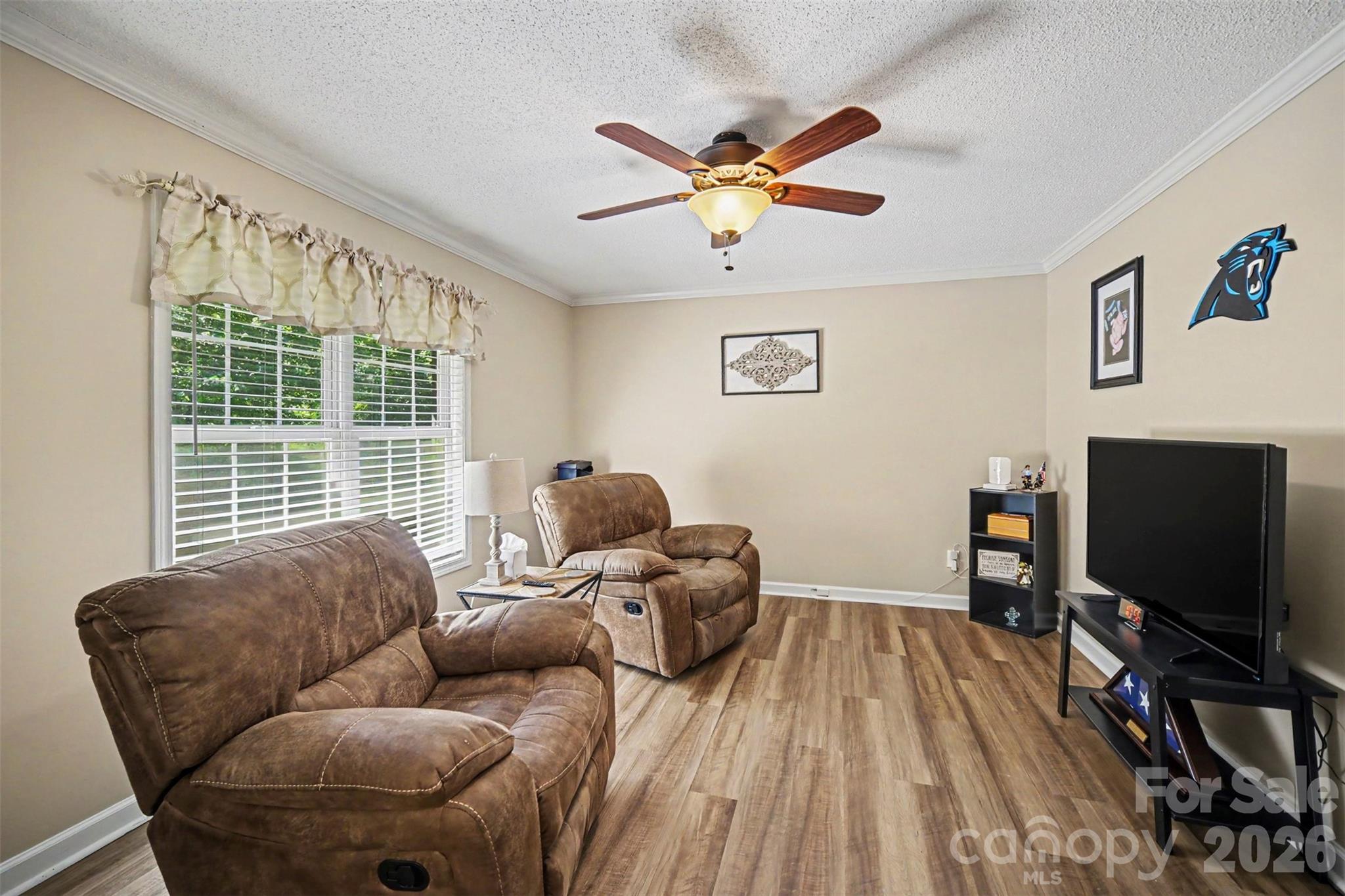 9903 Madres Court Property Photo 16