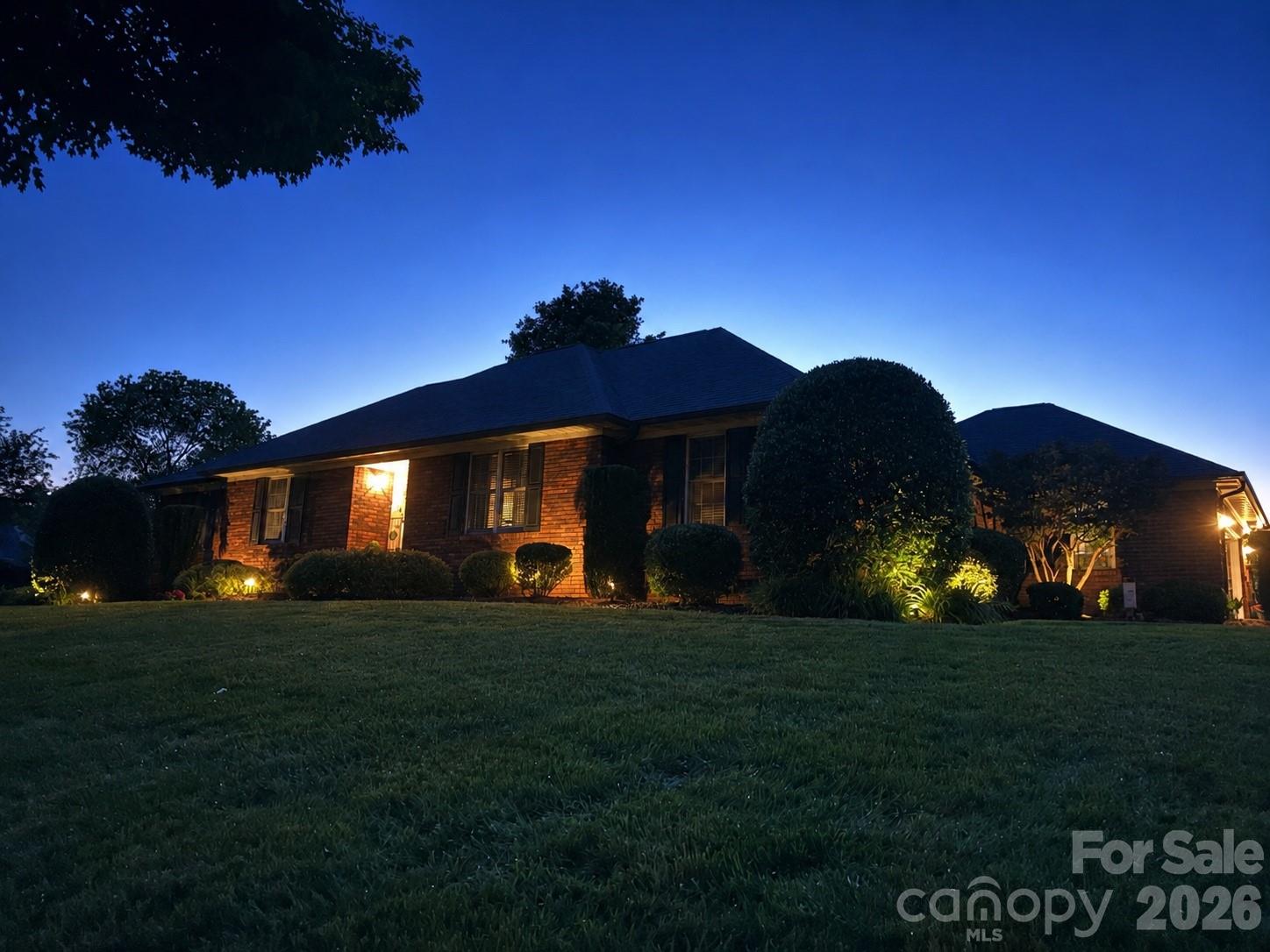 9903 Madres Court Property Photo 34