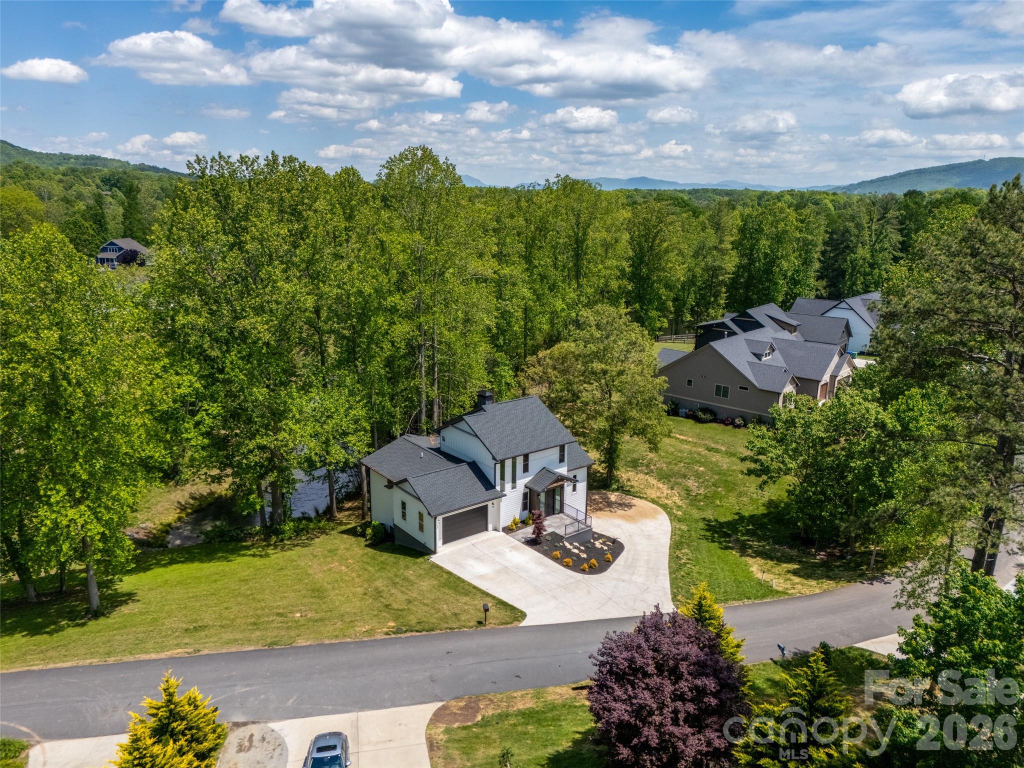 24 Copper Mill Court Property Photo 2