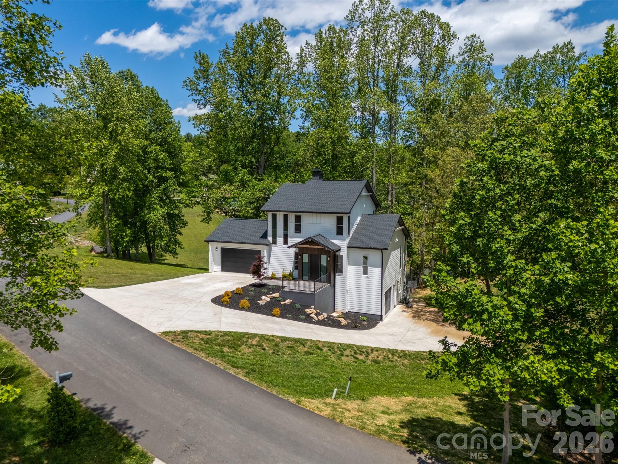 24 Copper Mill Court Property Photo 3