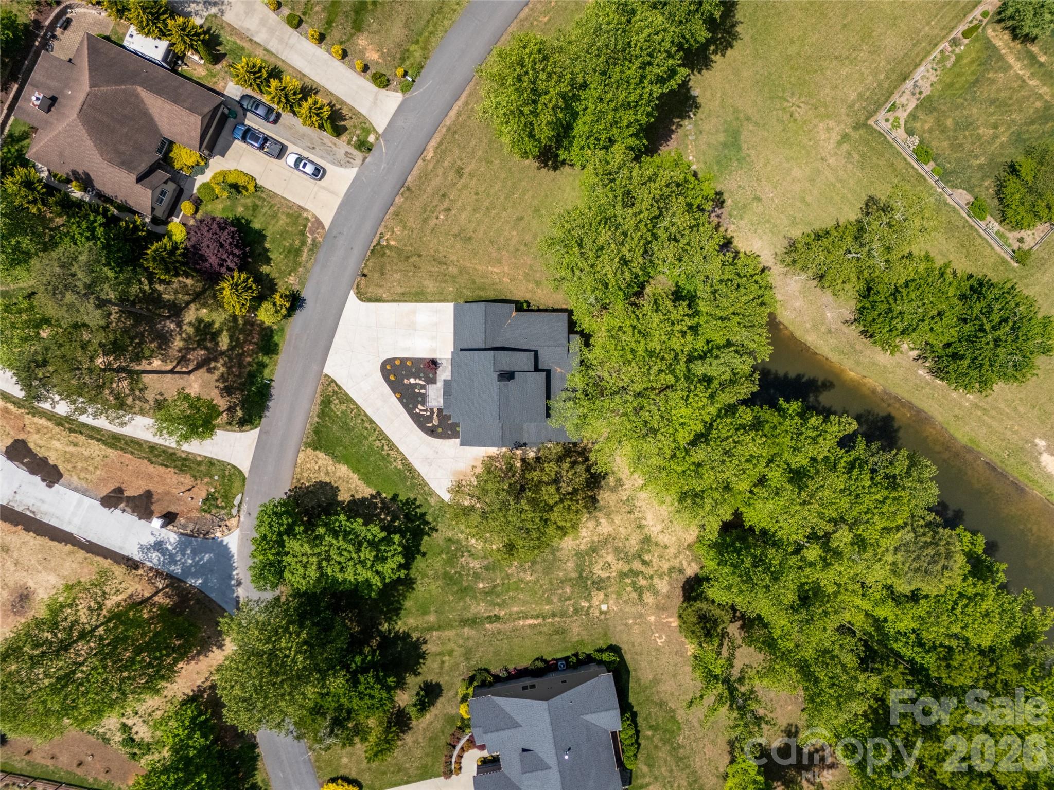 24 Copper Mill Court Property Photo 5