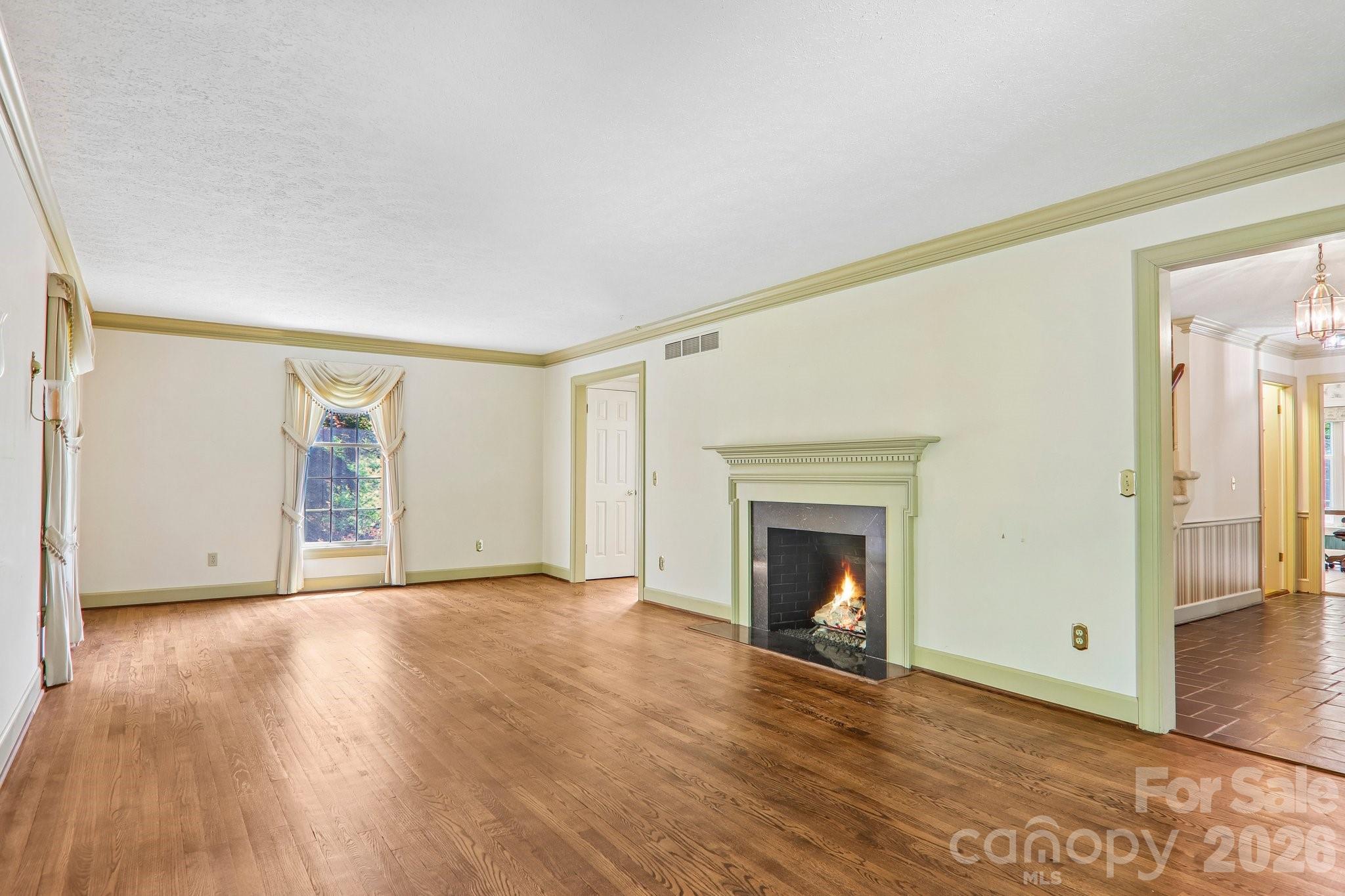 104 Finley Street Property Photo 8