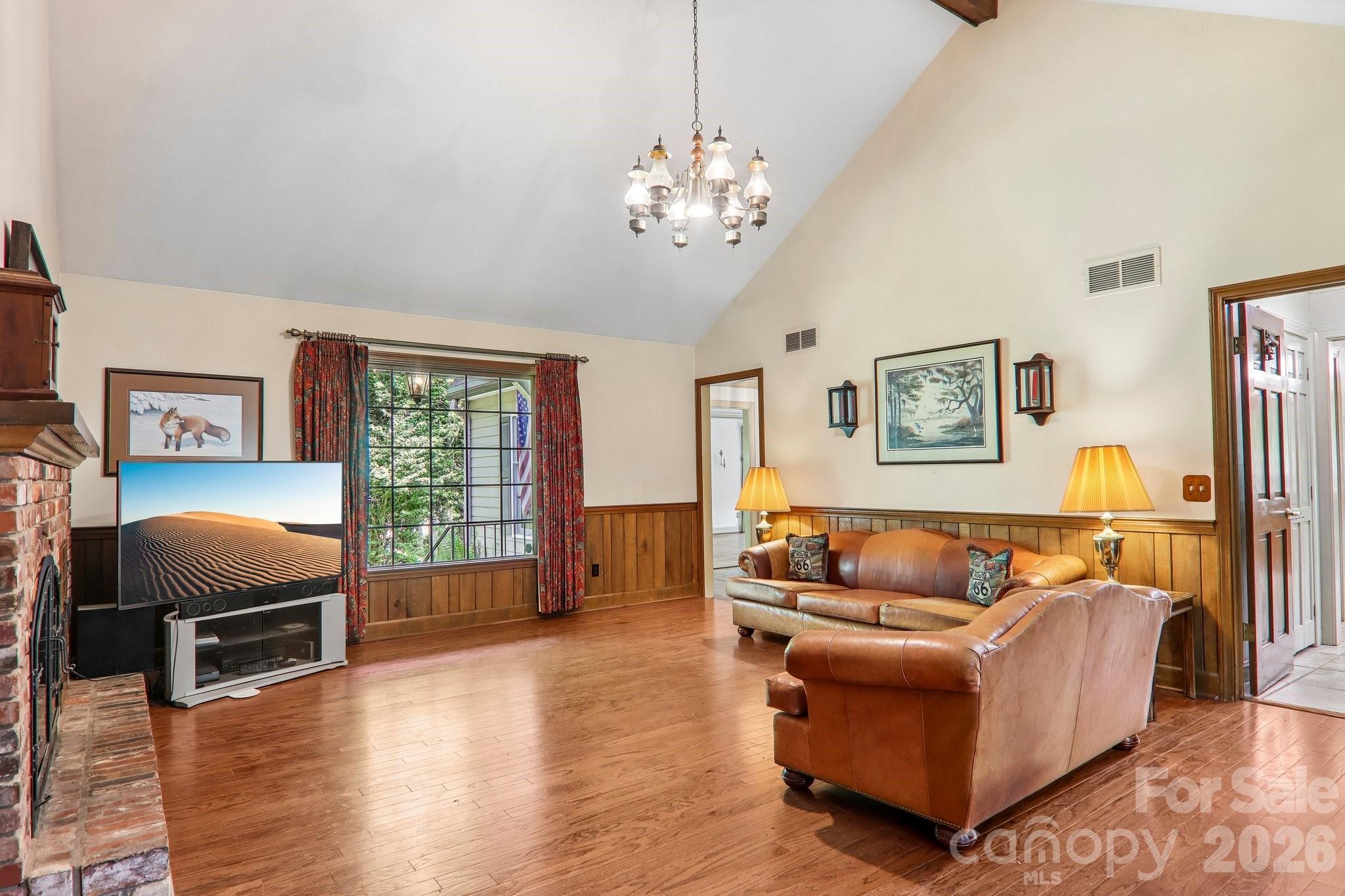 104 Finley Street Property Photo 12