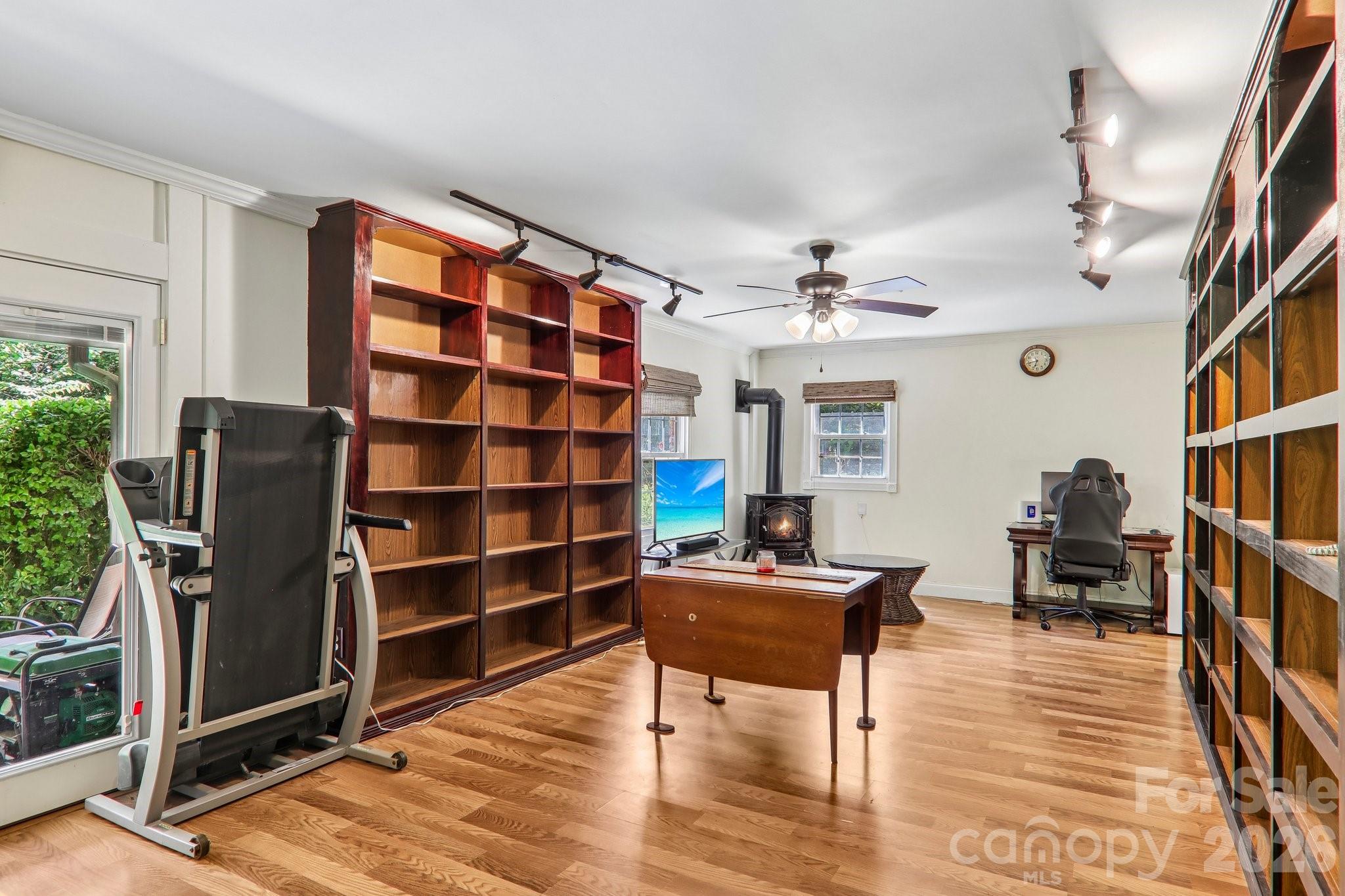 104 Finley Street Property Photo 34