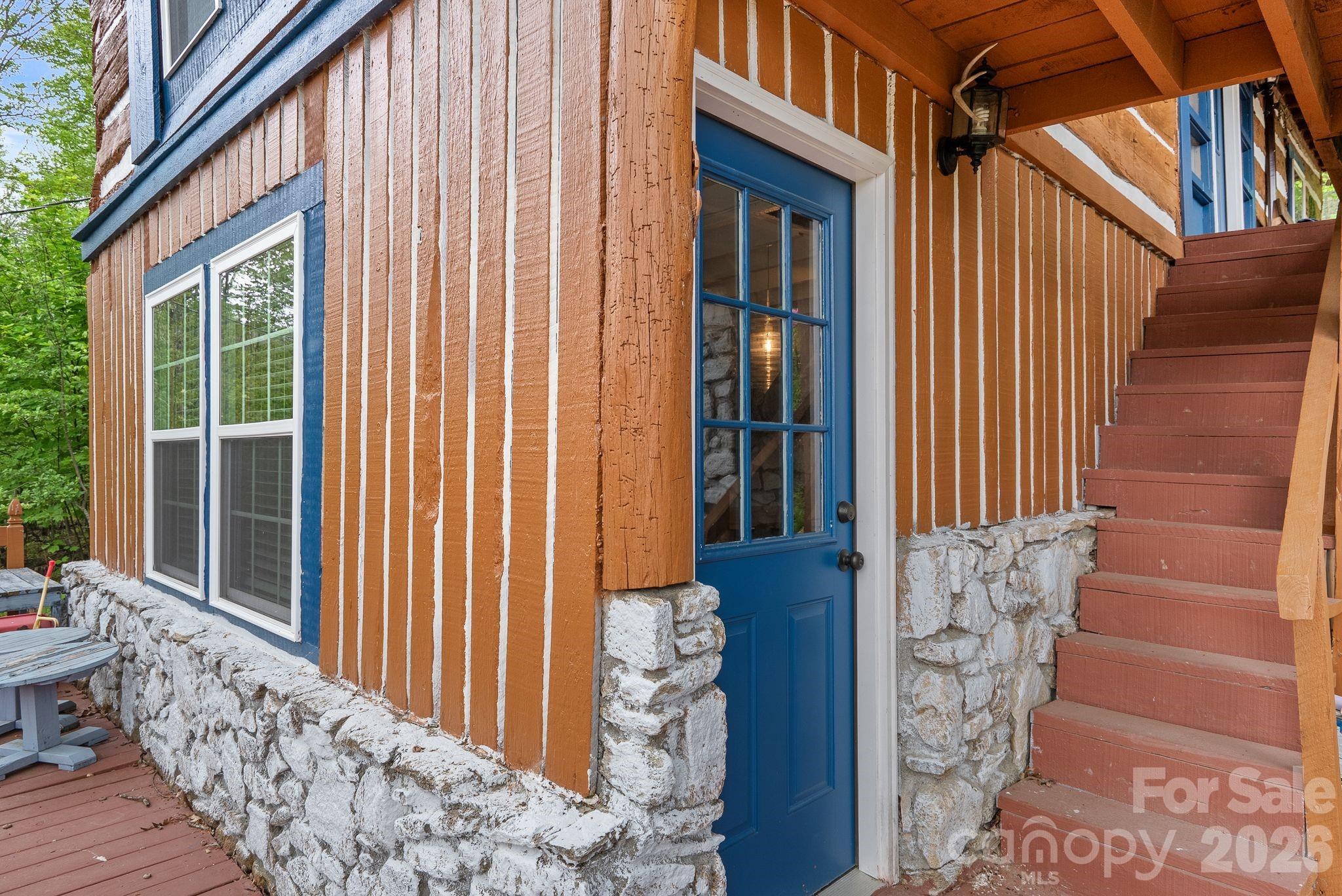 285 Glenaire Drive Property Photo 20