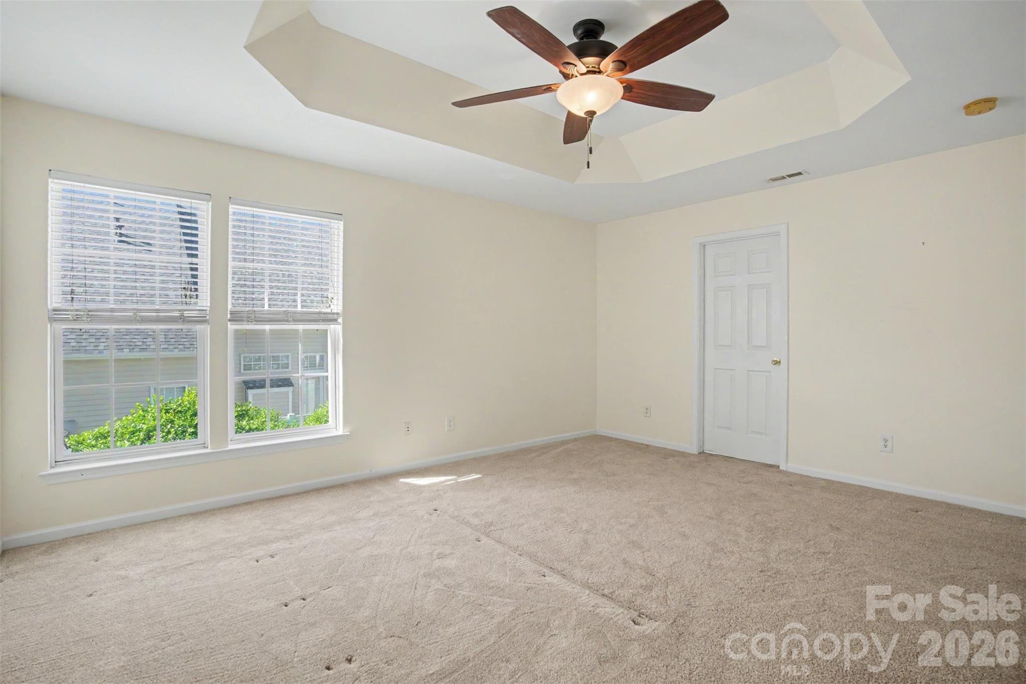 412 Nicklaus Lane Property Photo 14